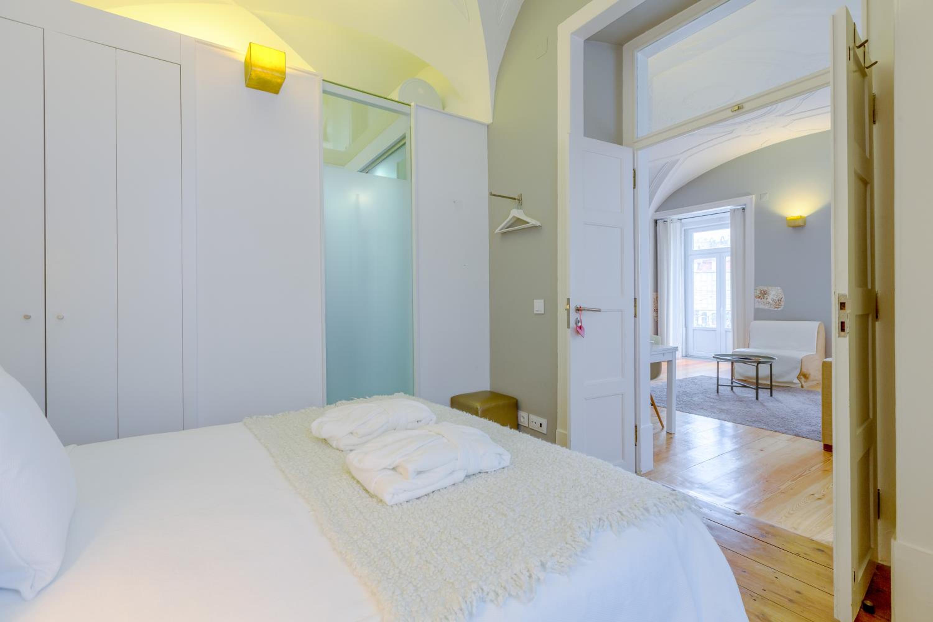 Sonel Investe Figueira Boutique Apartment by Get Your Stay view 4