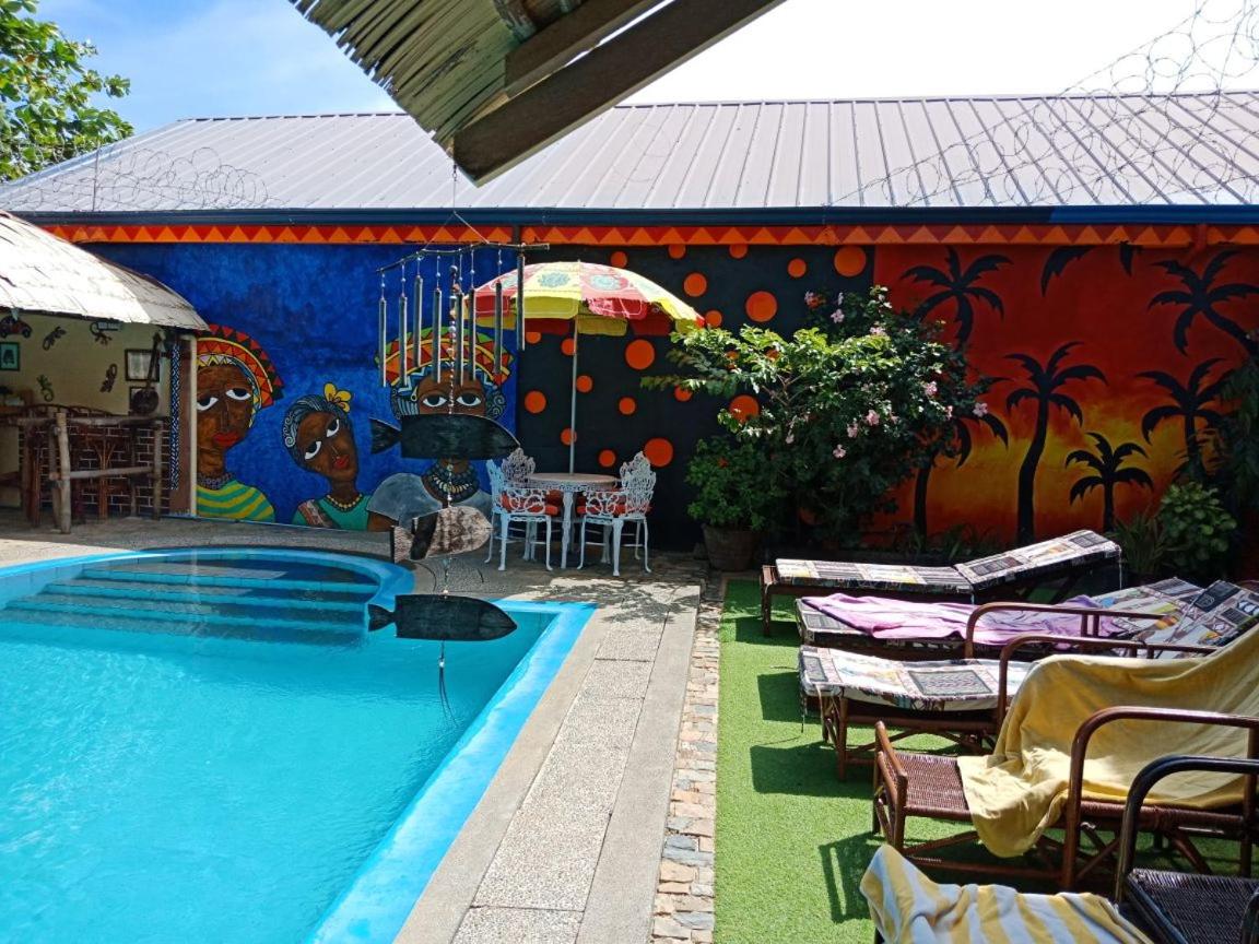 Lala Panzi Bed and Breakfast