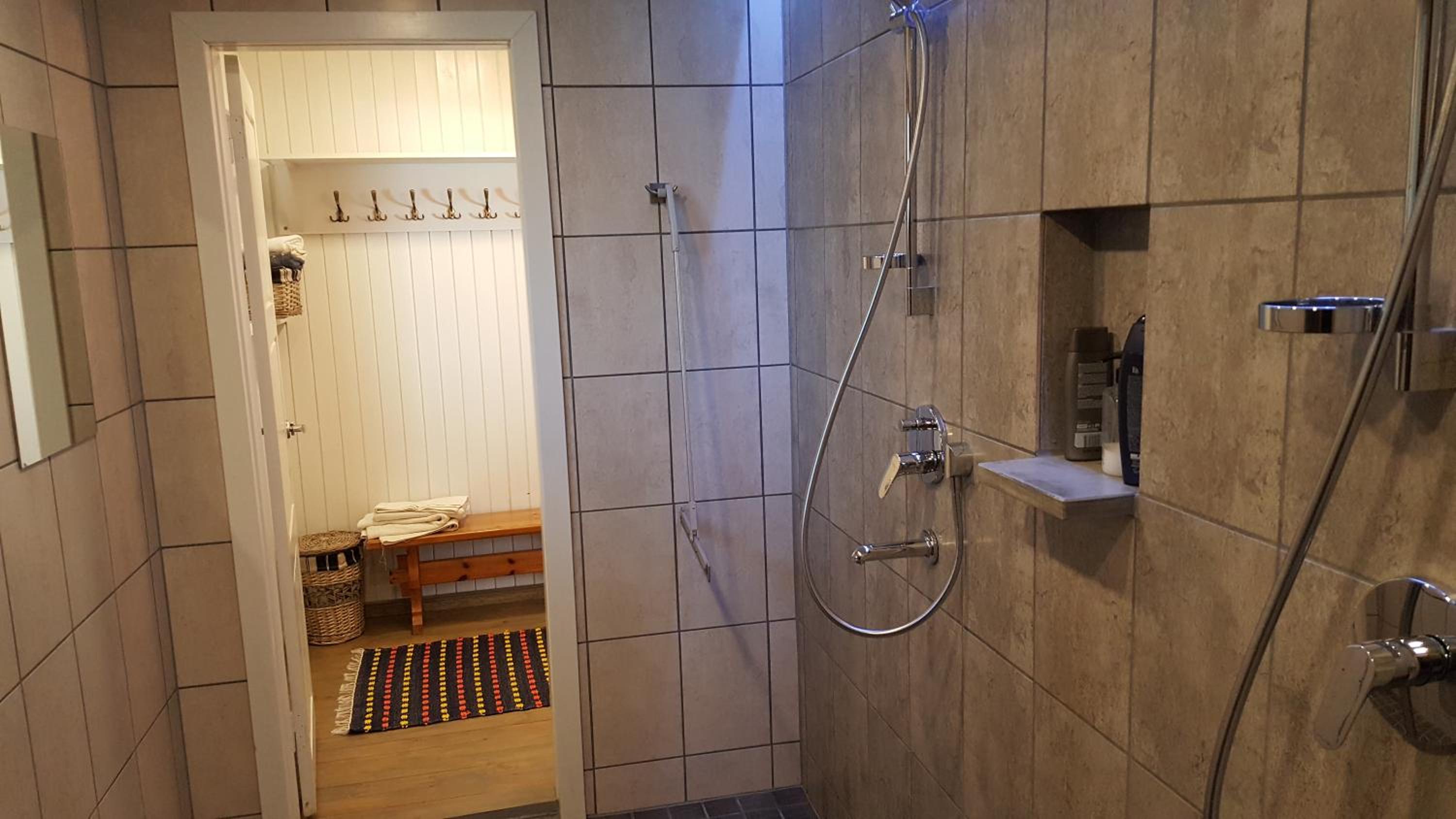 Photo 18