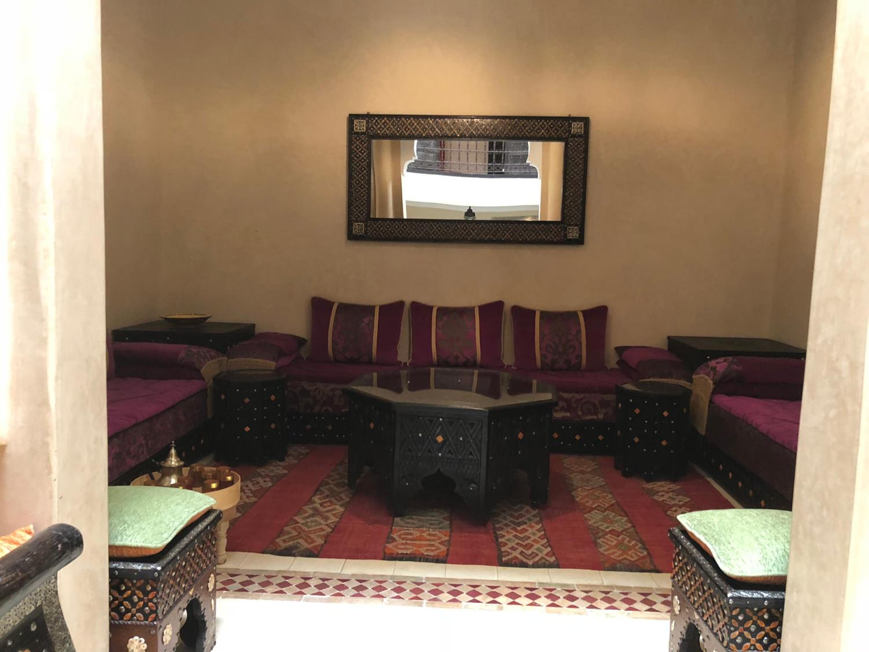 lounge