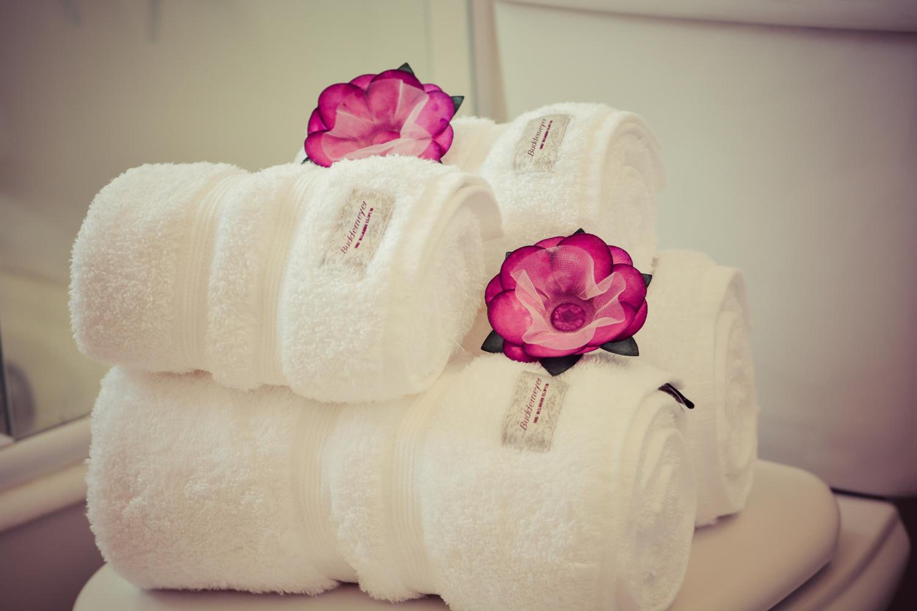 La Réserve Suites
