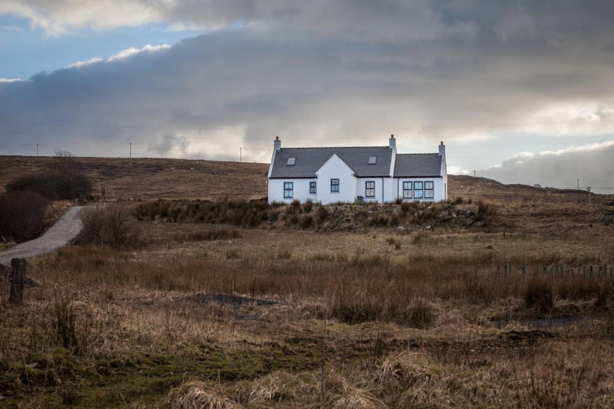 Dark Skye Cottage view 2