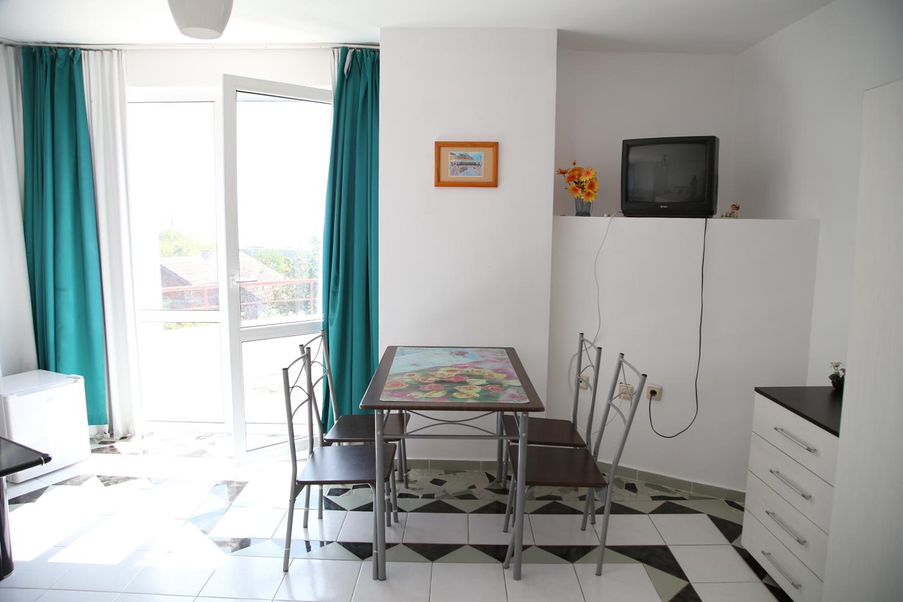 Popov Guest House