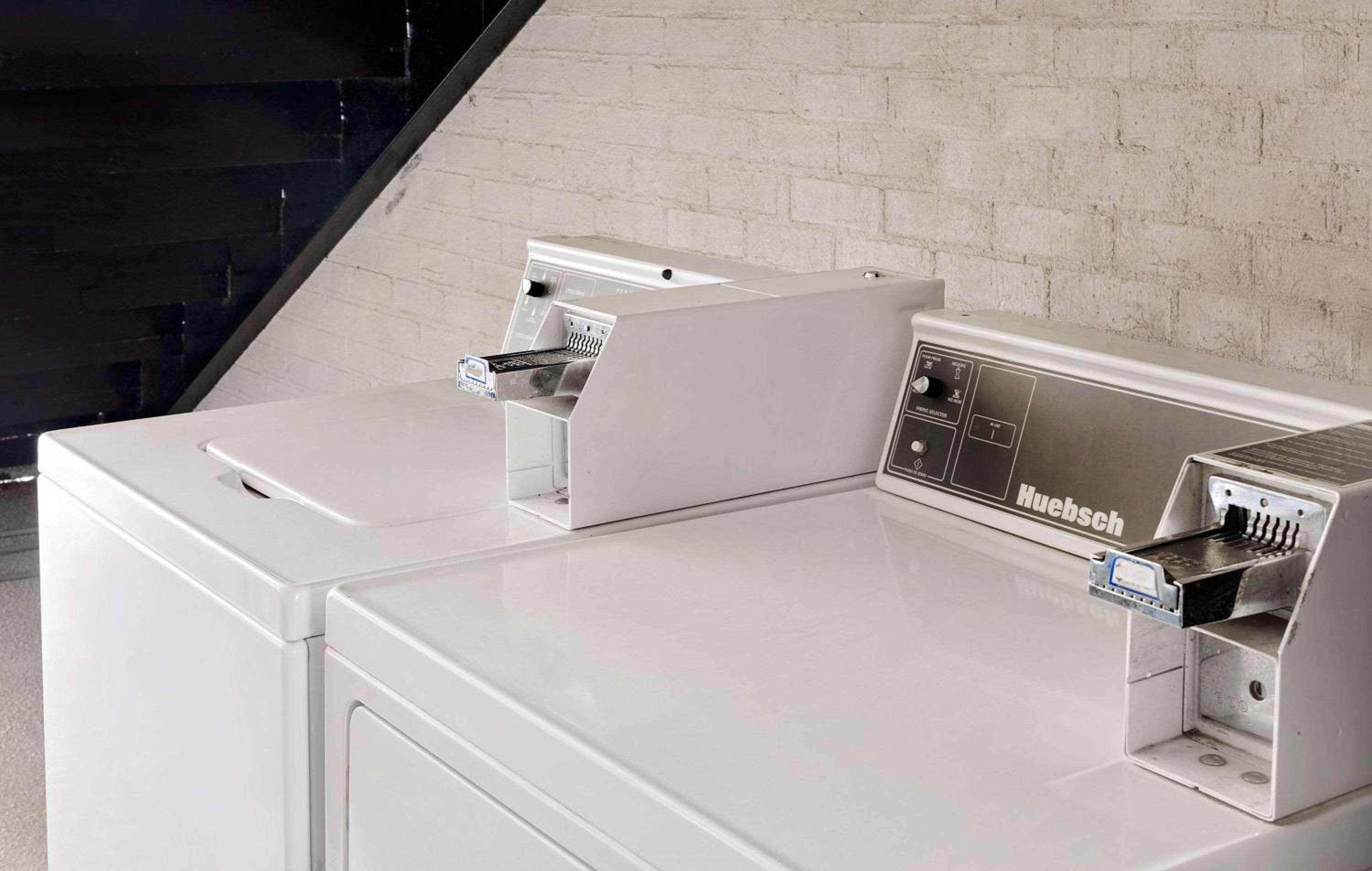 Laurel Vacations - Super 8 by Wyndham Laurel - Property Image 18