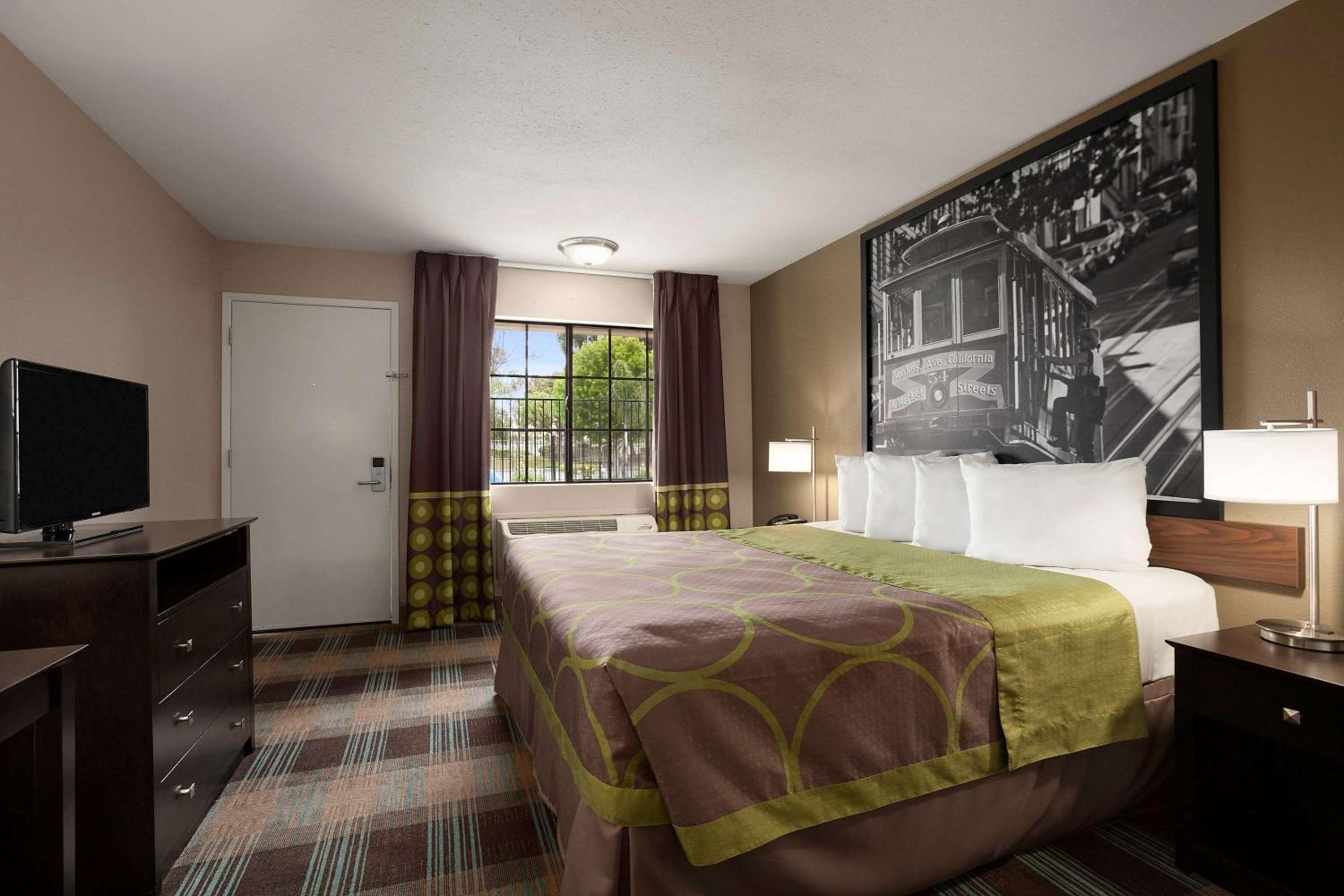 Super 8 by Wyndham Salinas, 사진 24