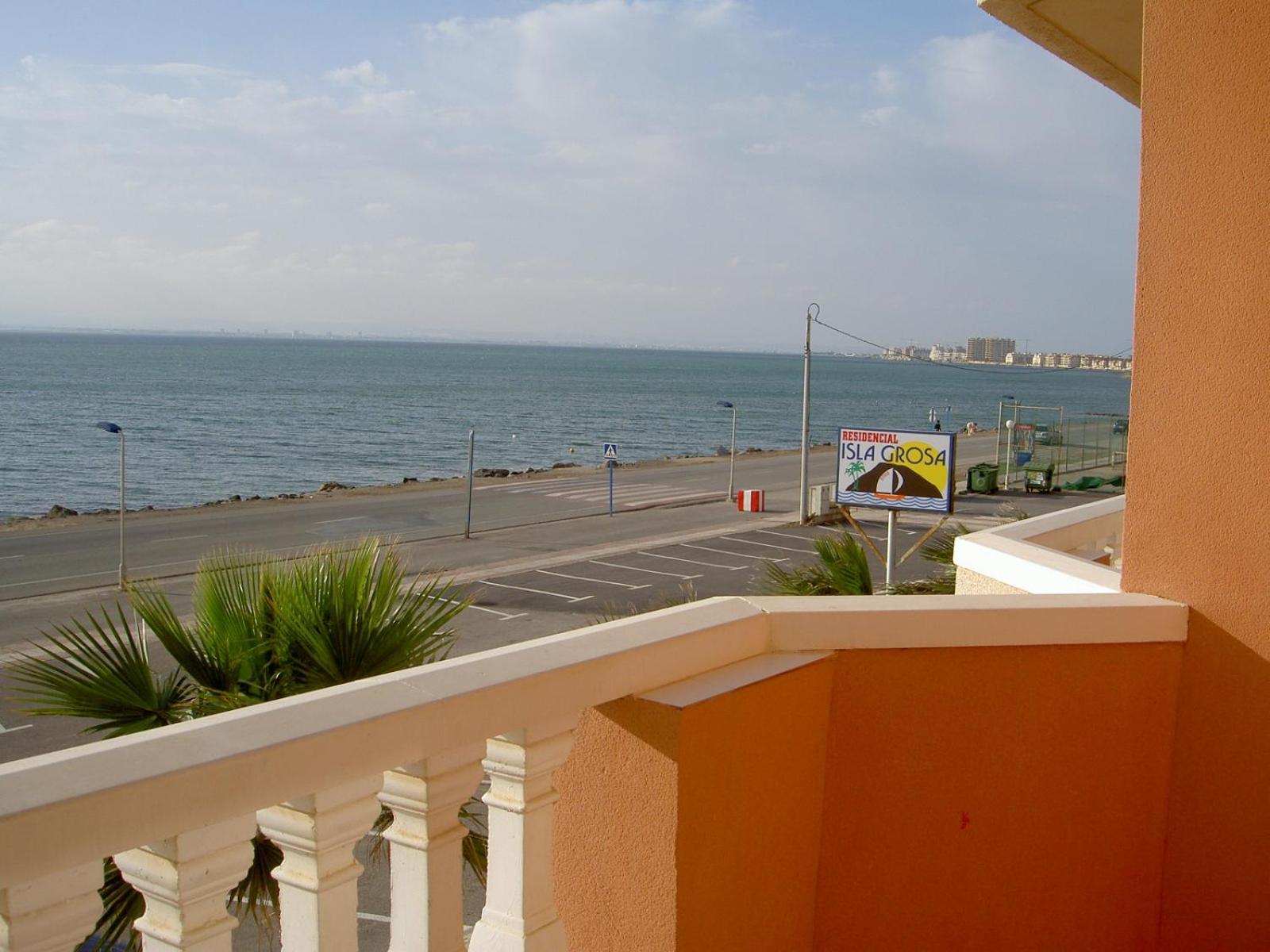 Apartamentos Turísticos Isla Grosa