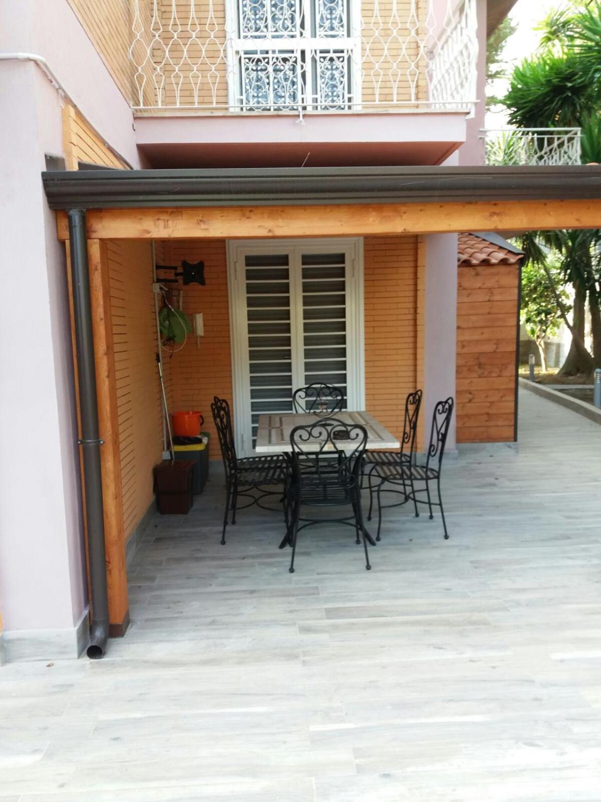 Villa Giulia en Pozzuoli — balance & terrace