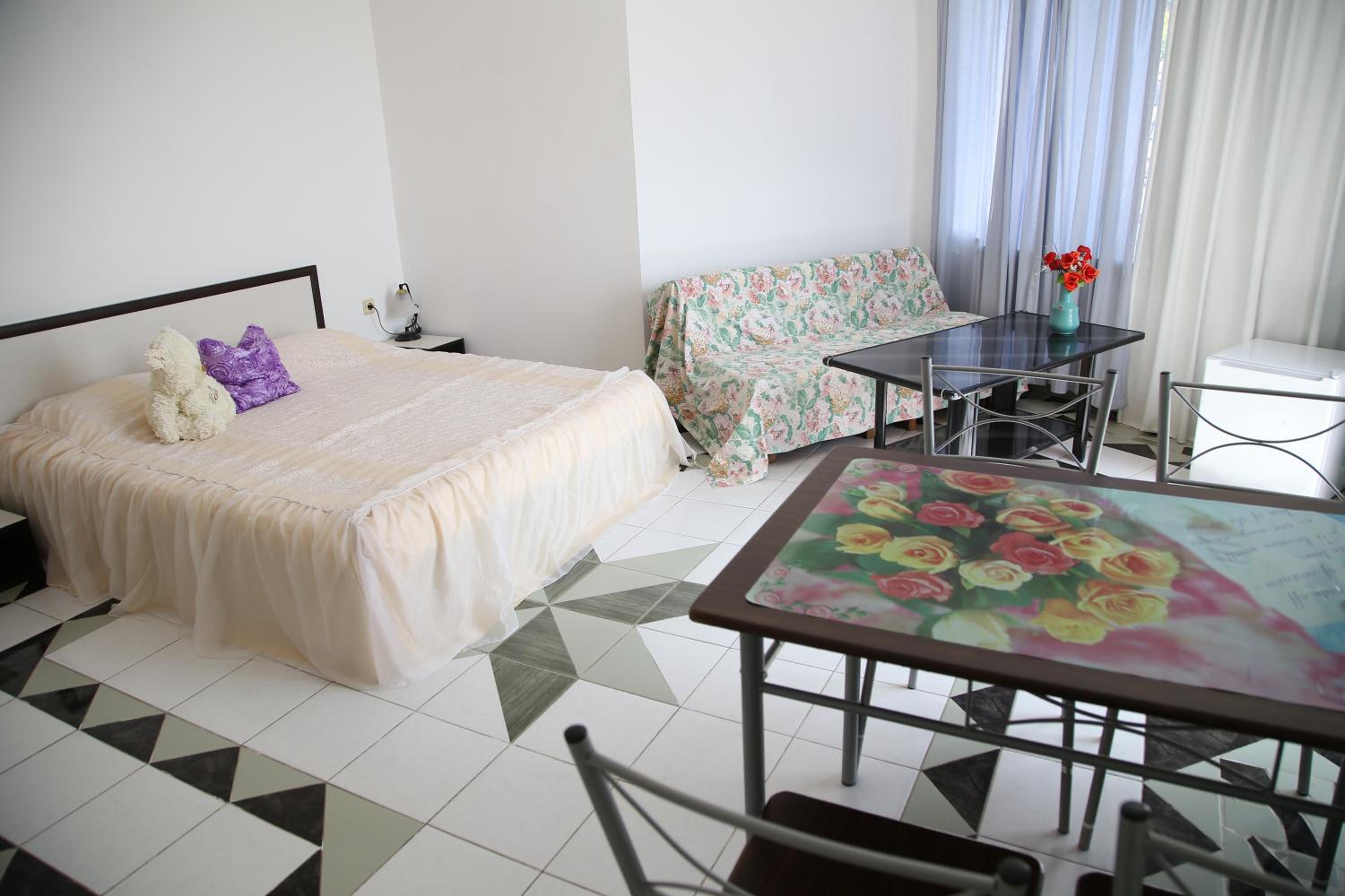 Popov Guest House