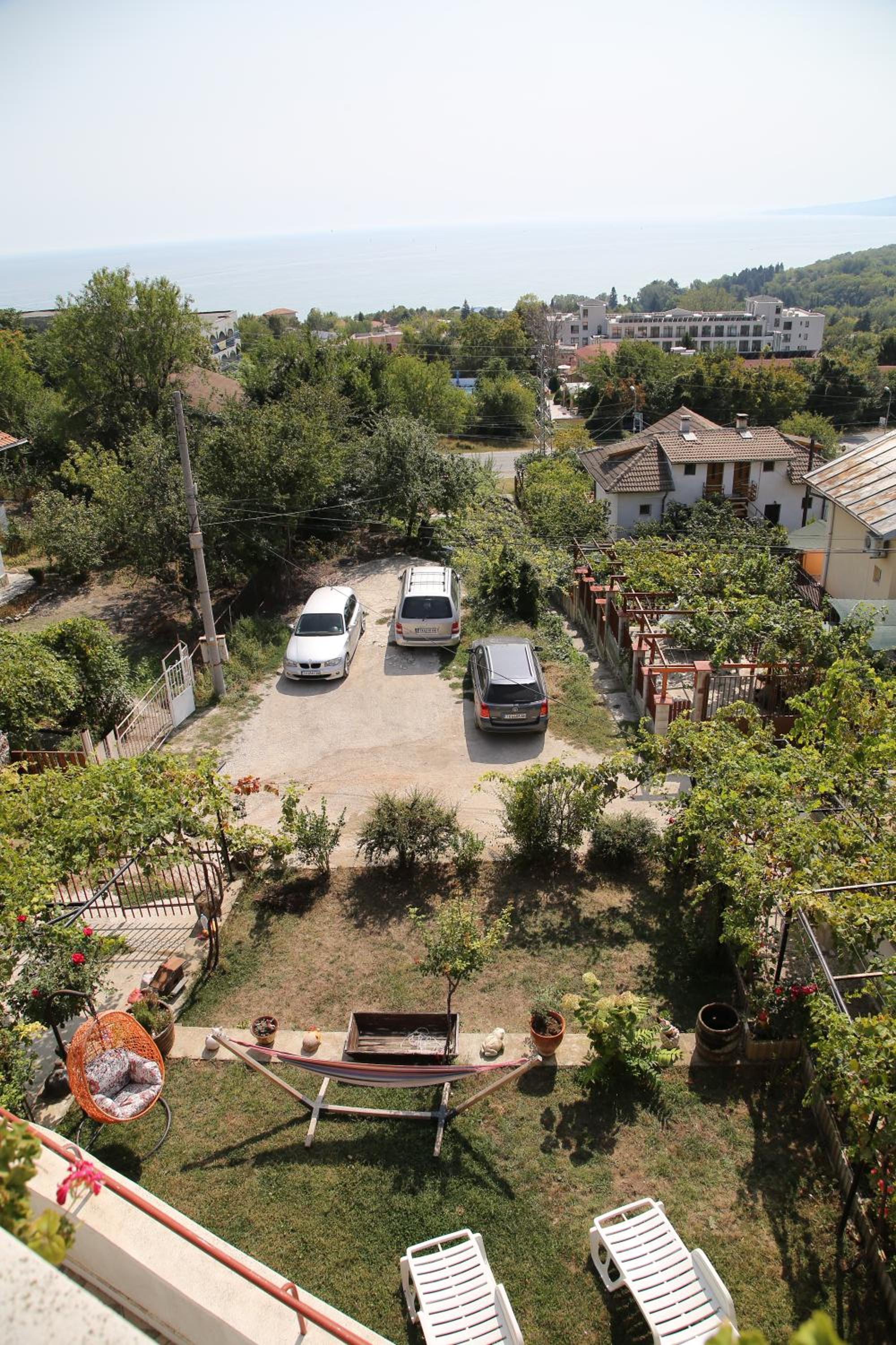 Popov Guest House