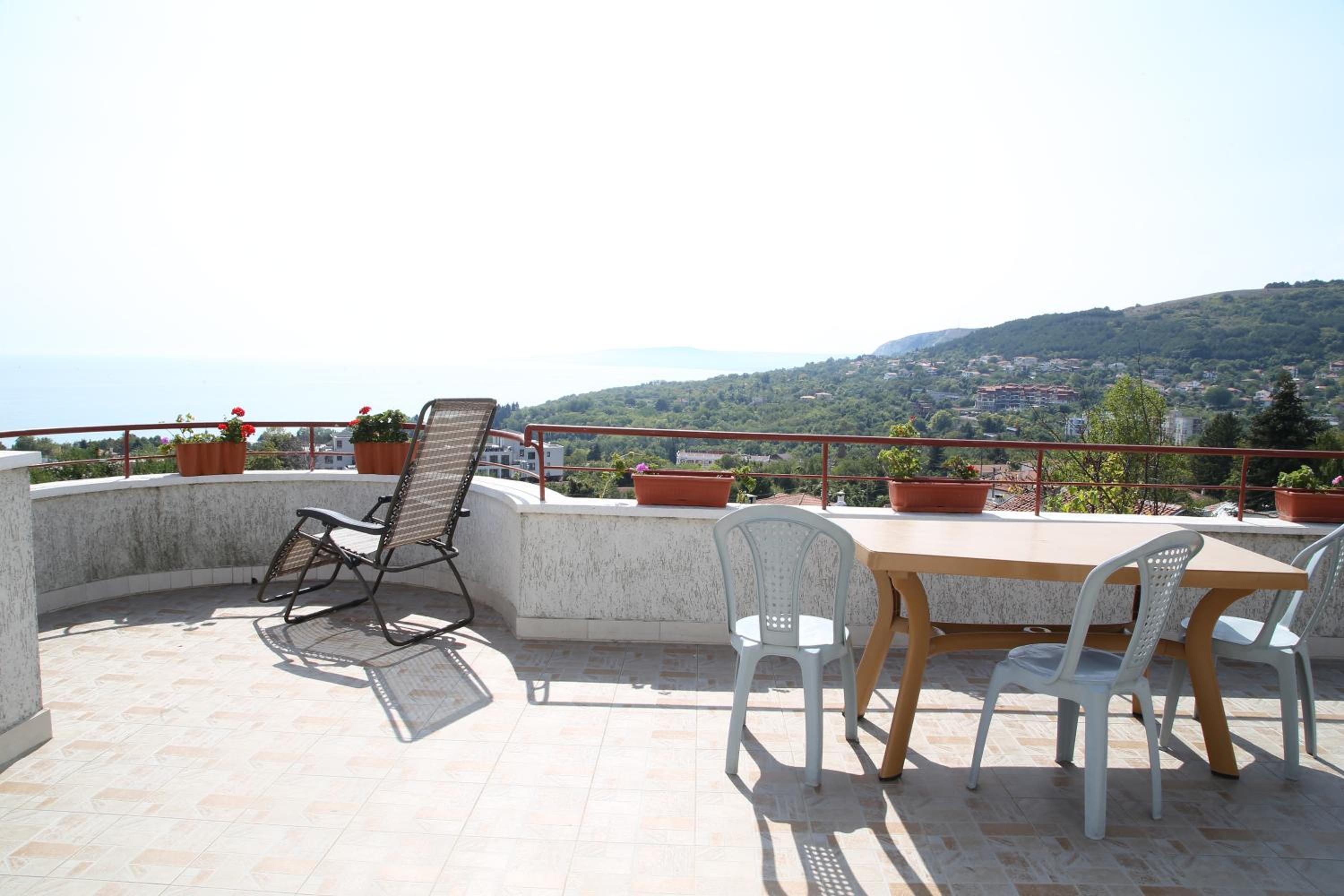 Popov Guest House