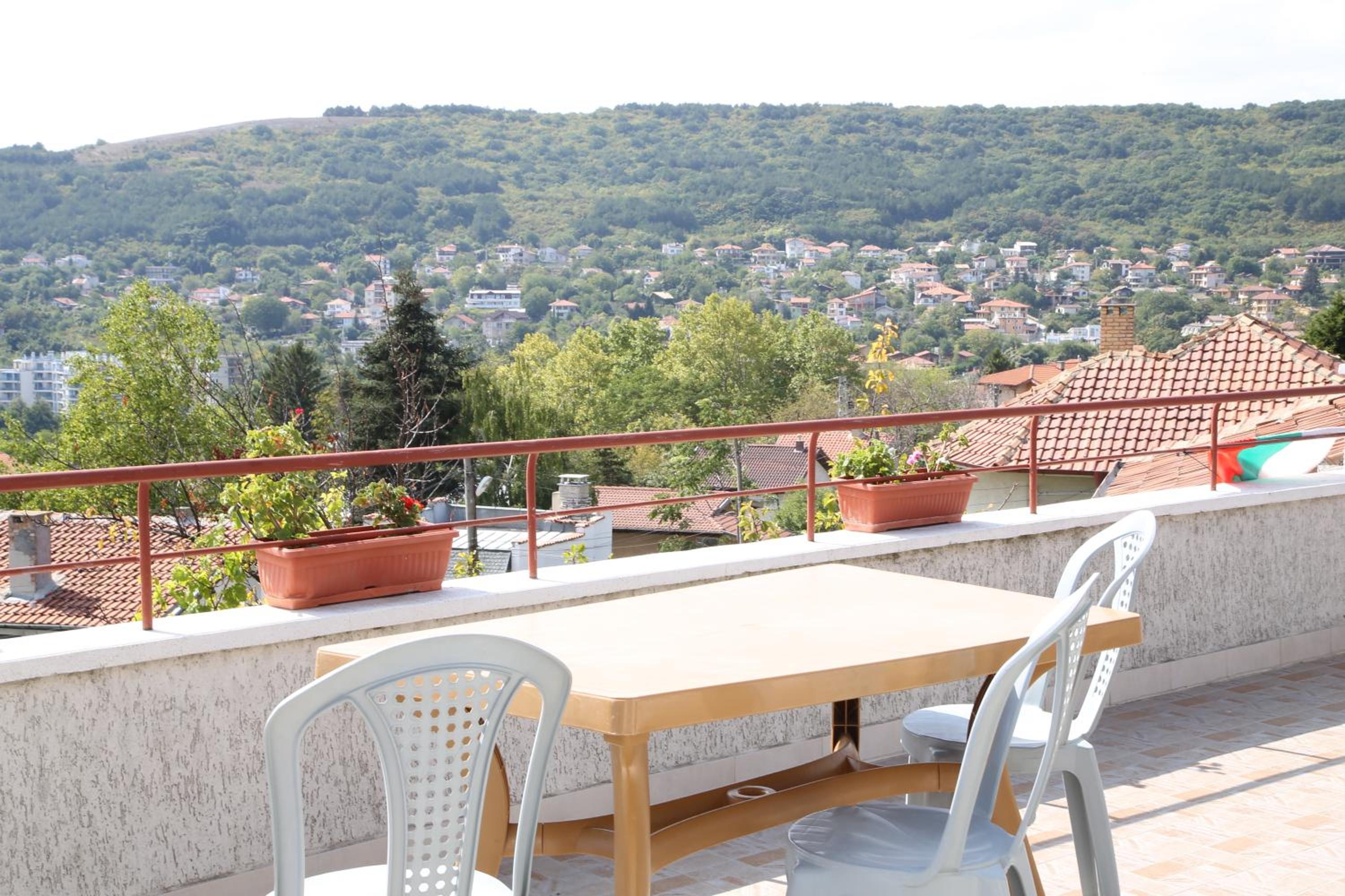 Popov Guest House