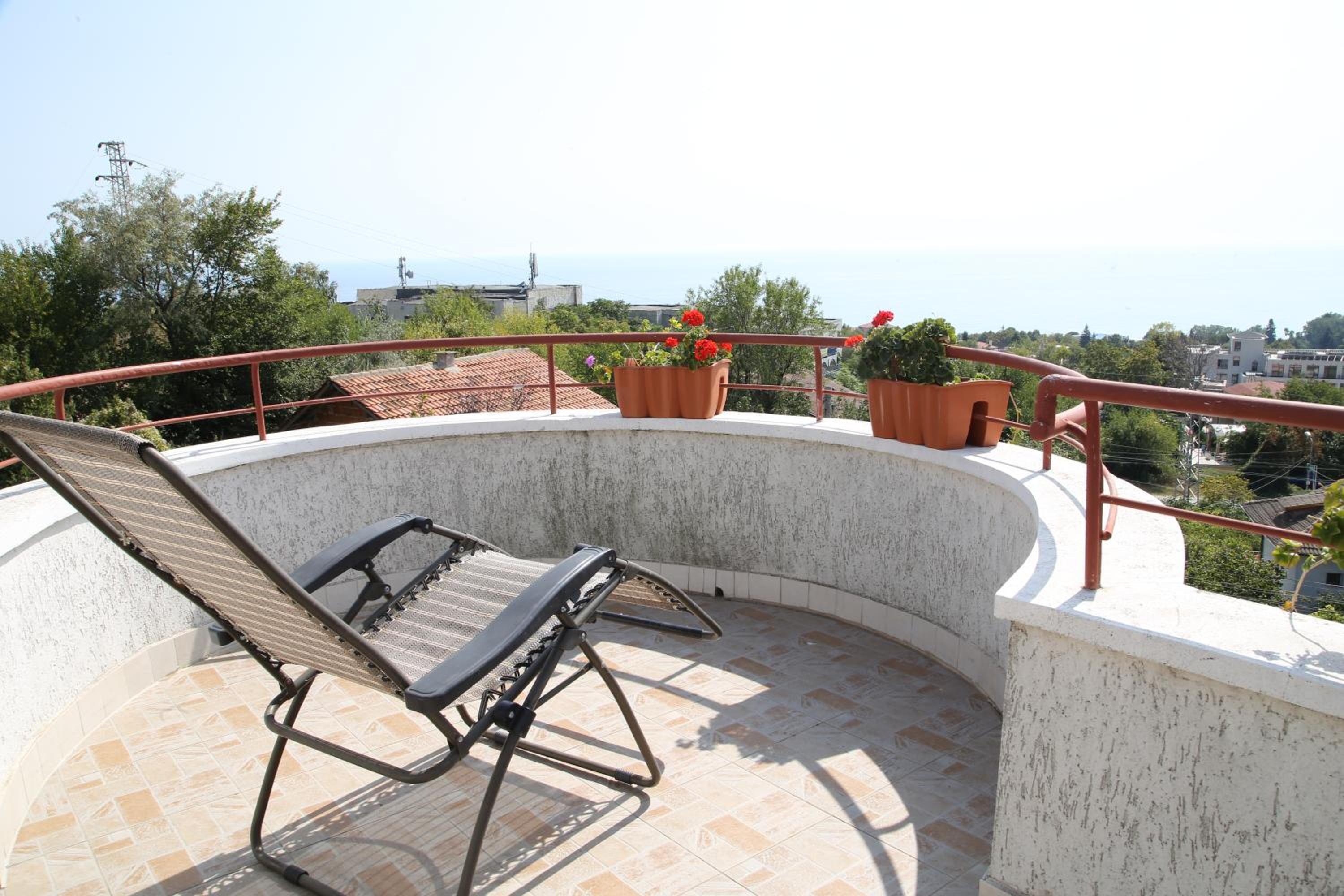 Popov Guest House