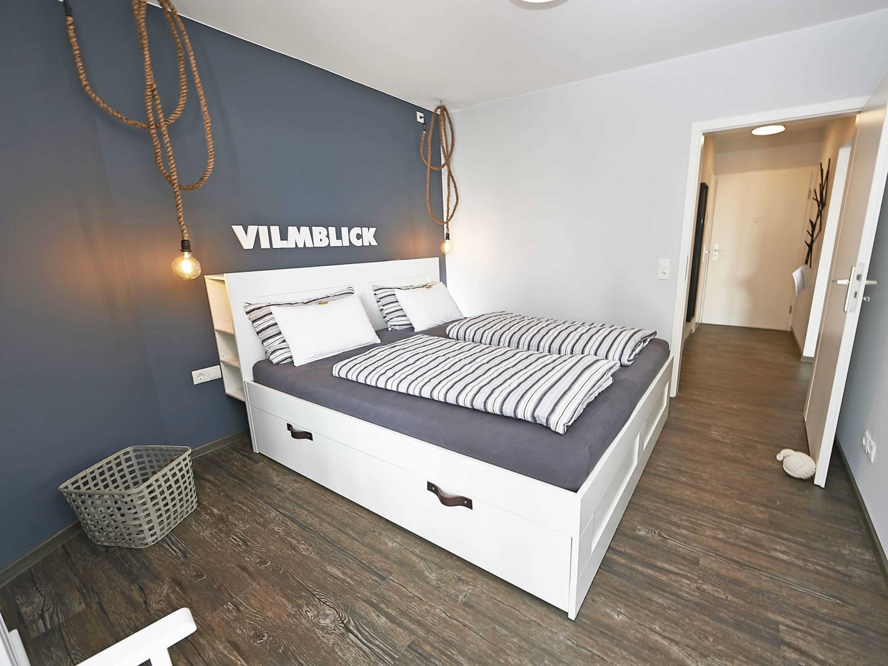 Villa Vilmblick - Wohnung 07 mit Terrasse und Boddenblick