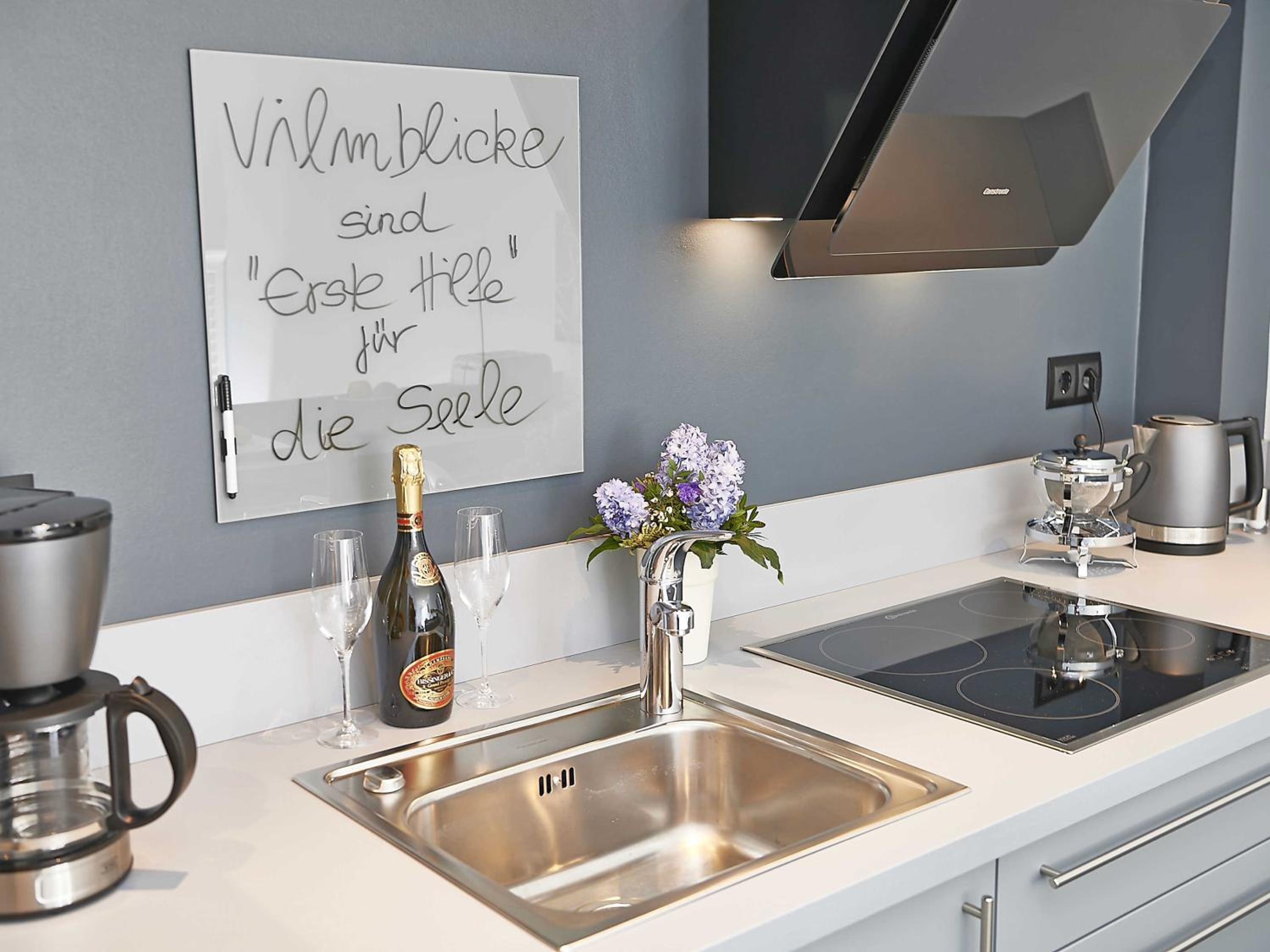 Villa Vilmblick - Wohnung 07 mit Terrasse und Boddenblick