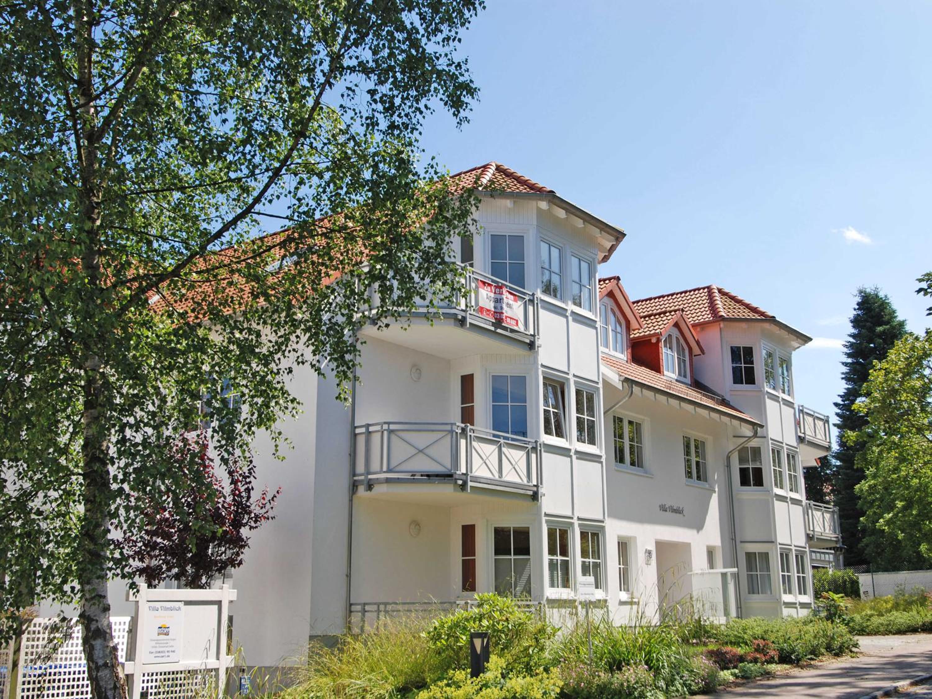 Villa Vilmblick - Wohnung 07 mit Terrasse und Boddenblick
