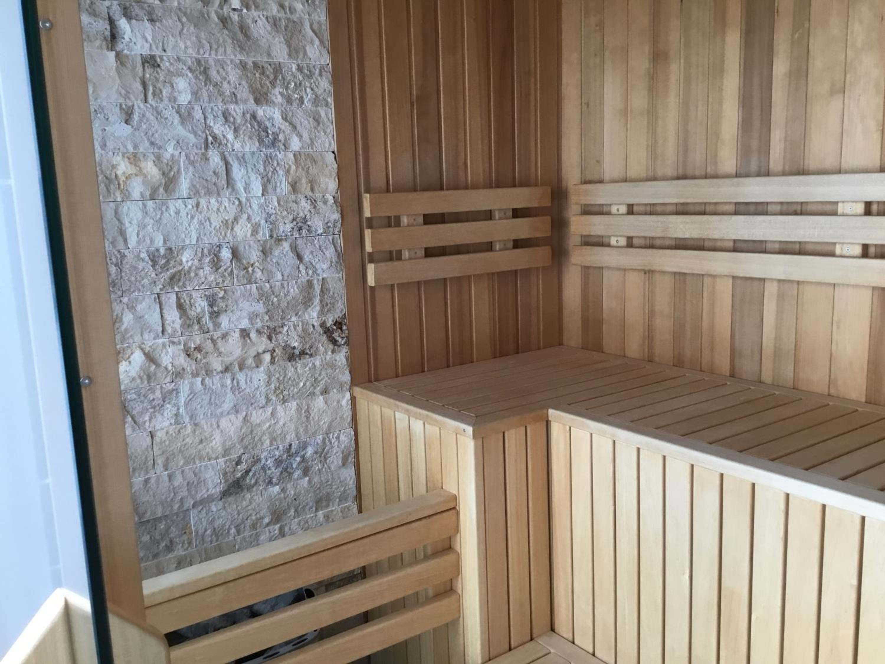 Fischerhus mit Boot,Sauna und Kamin je Seite