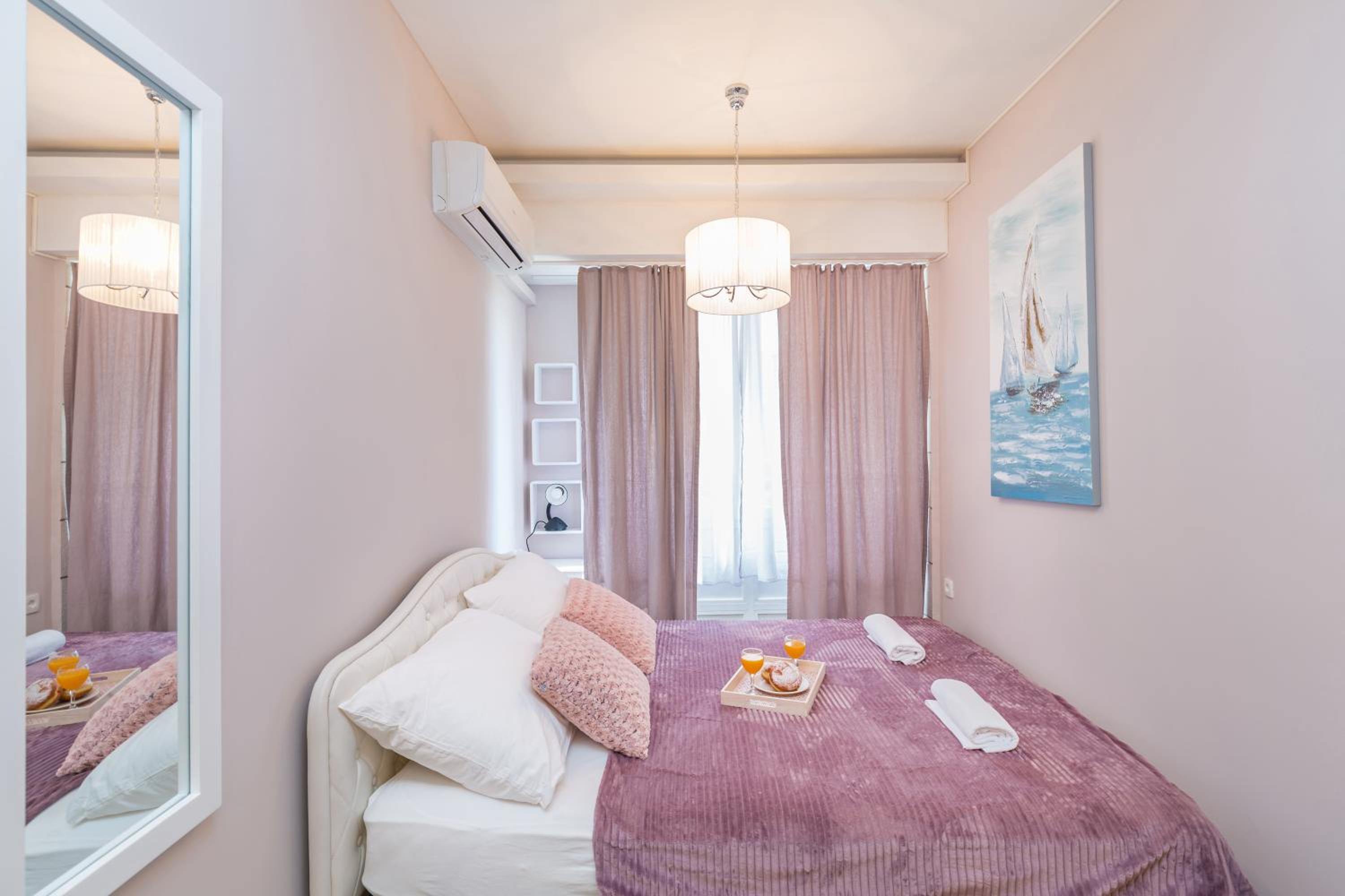 Apartments Summer Romance