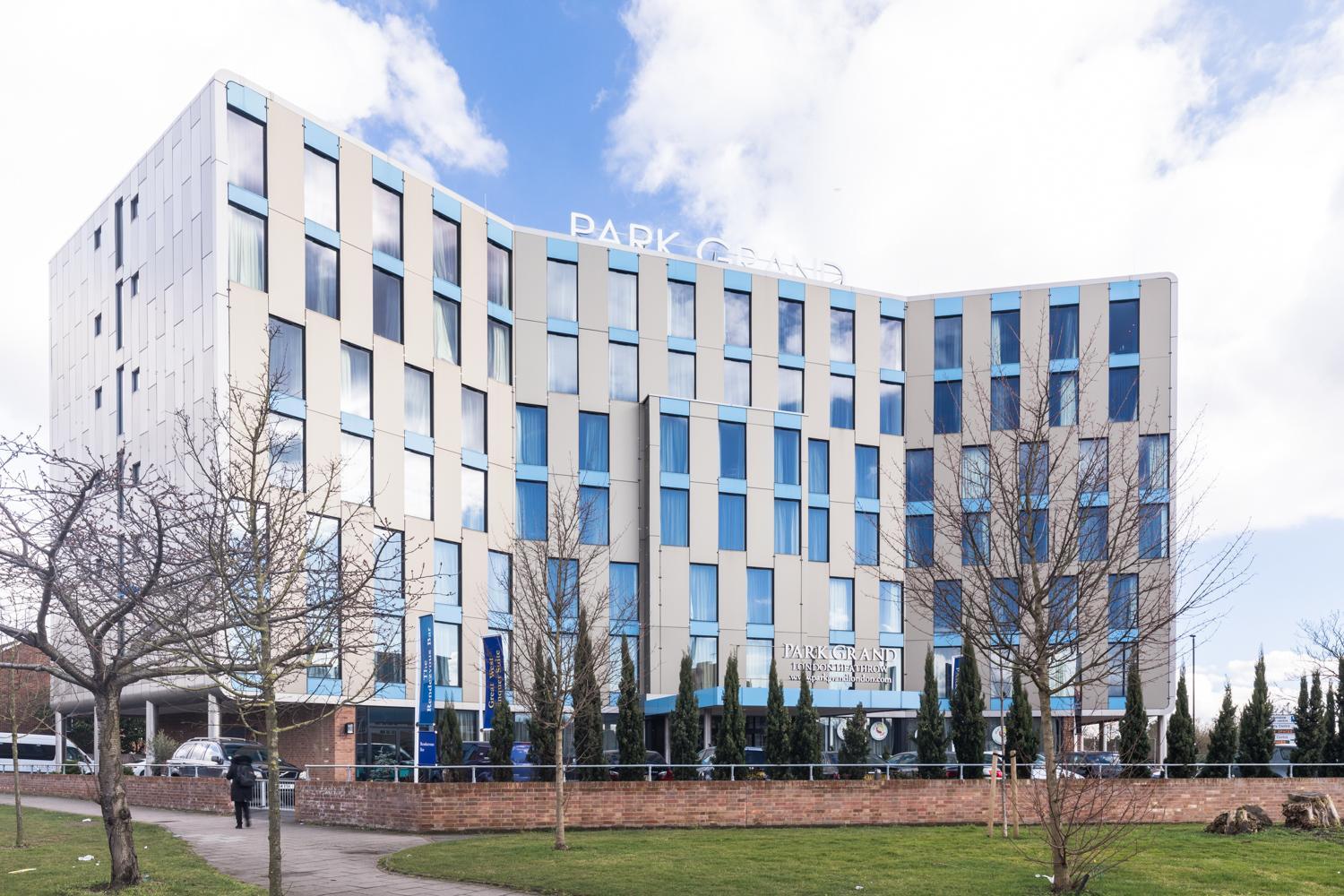 Hounslow Vacations - Park Grand Heathrow - Property Image 1