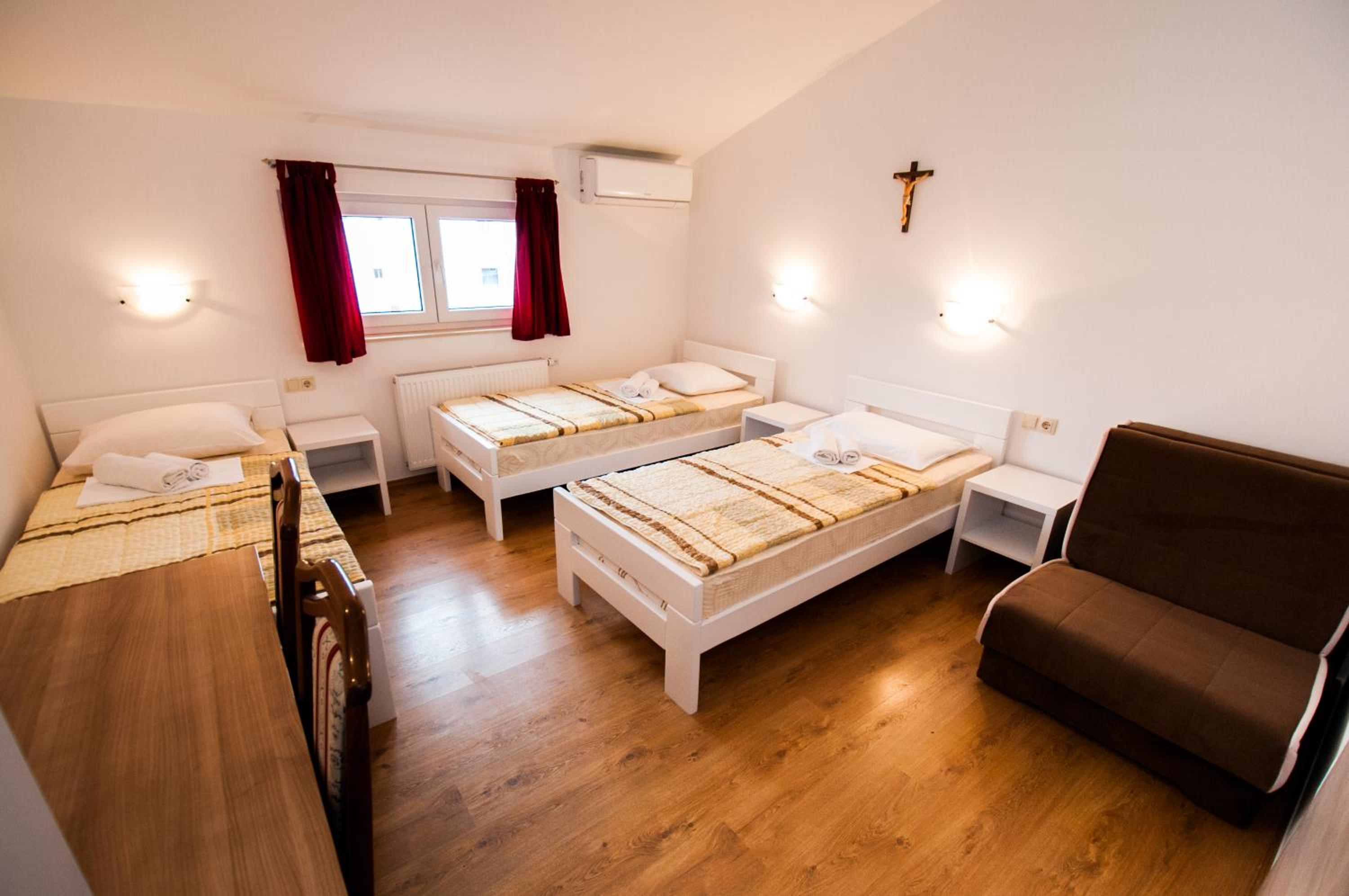 Rooms Kenedy