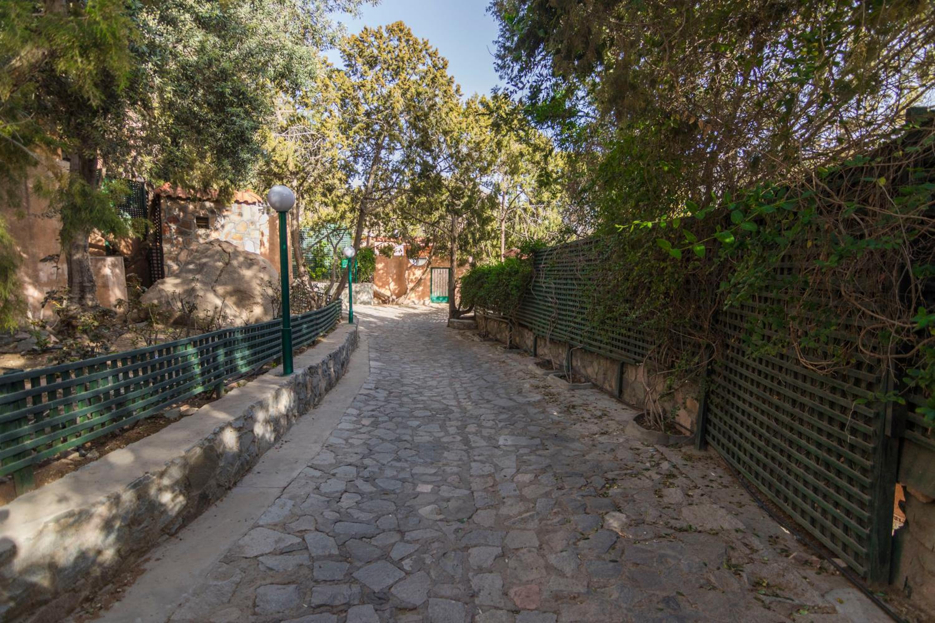 Sadeem Village & Chalet