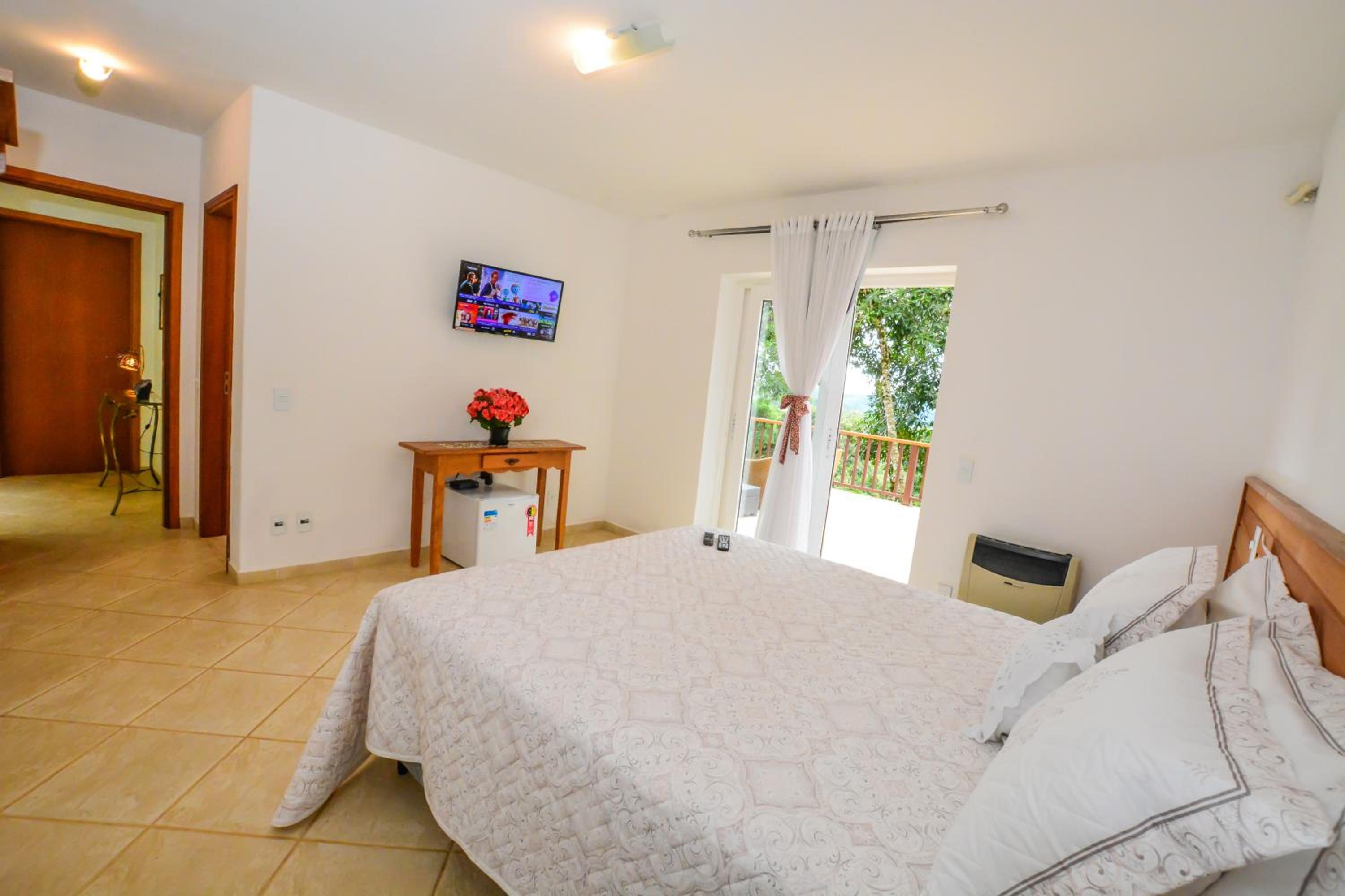 La Réserve Suites
