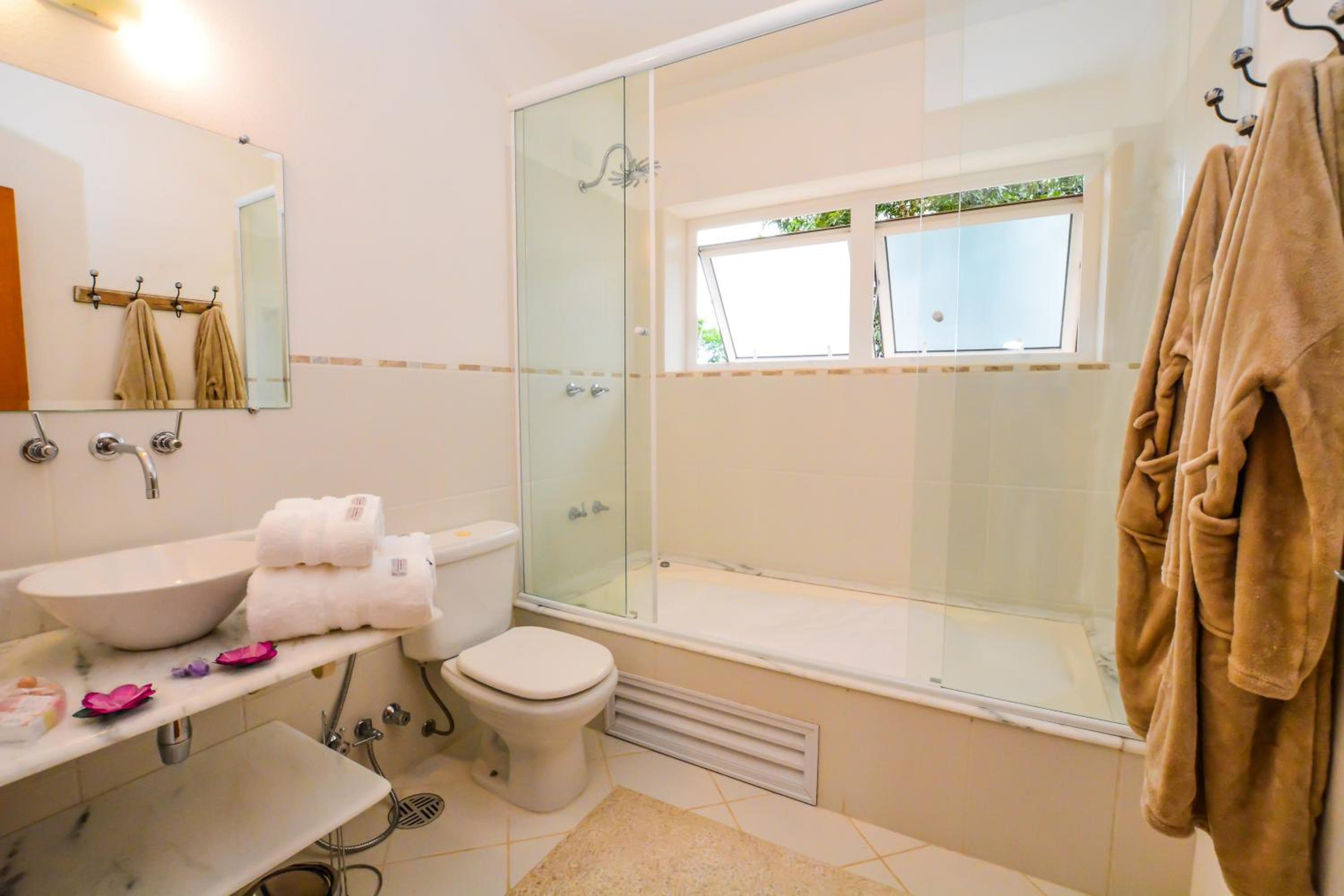 La Réserve Suites
