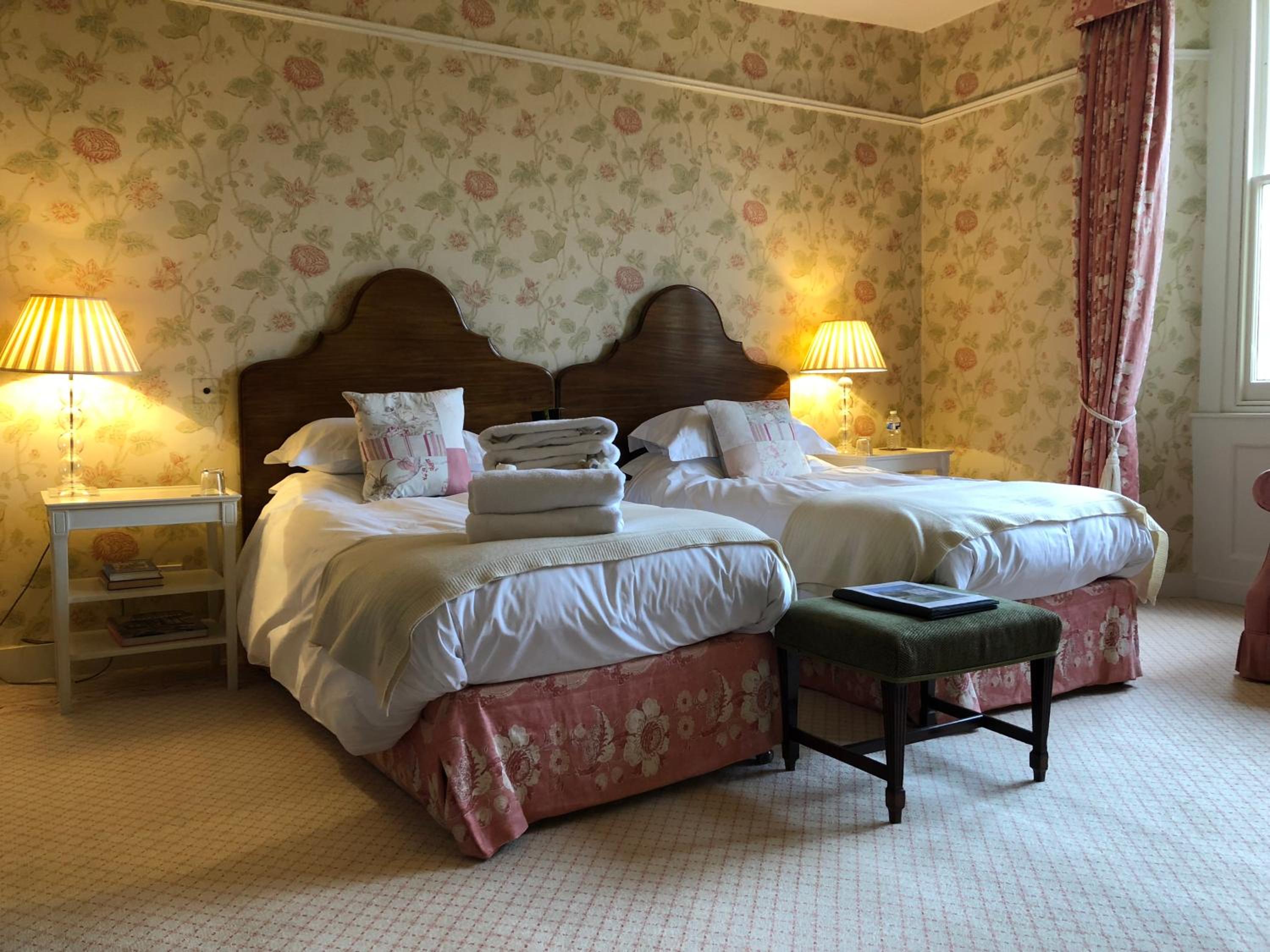 Aylworth Manor