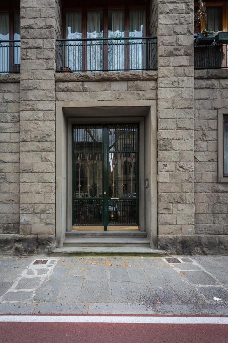 FerrHouse Charm in Florence Two lifts