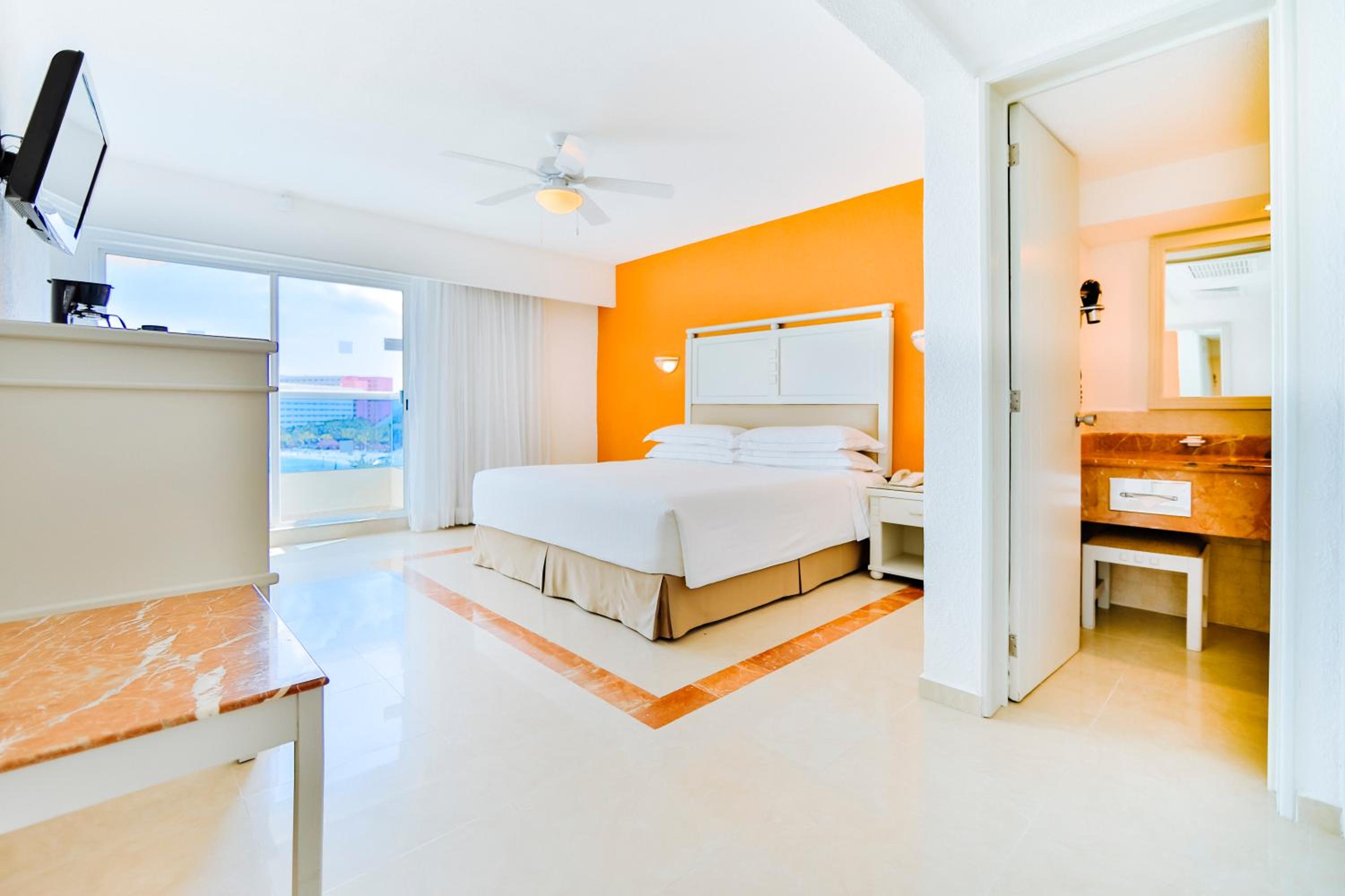 Occidental Costa Cancún - All Inclusive