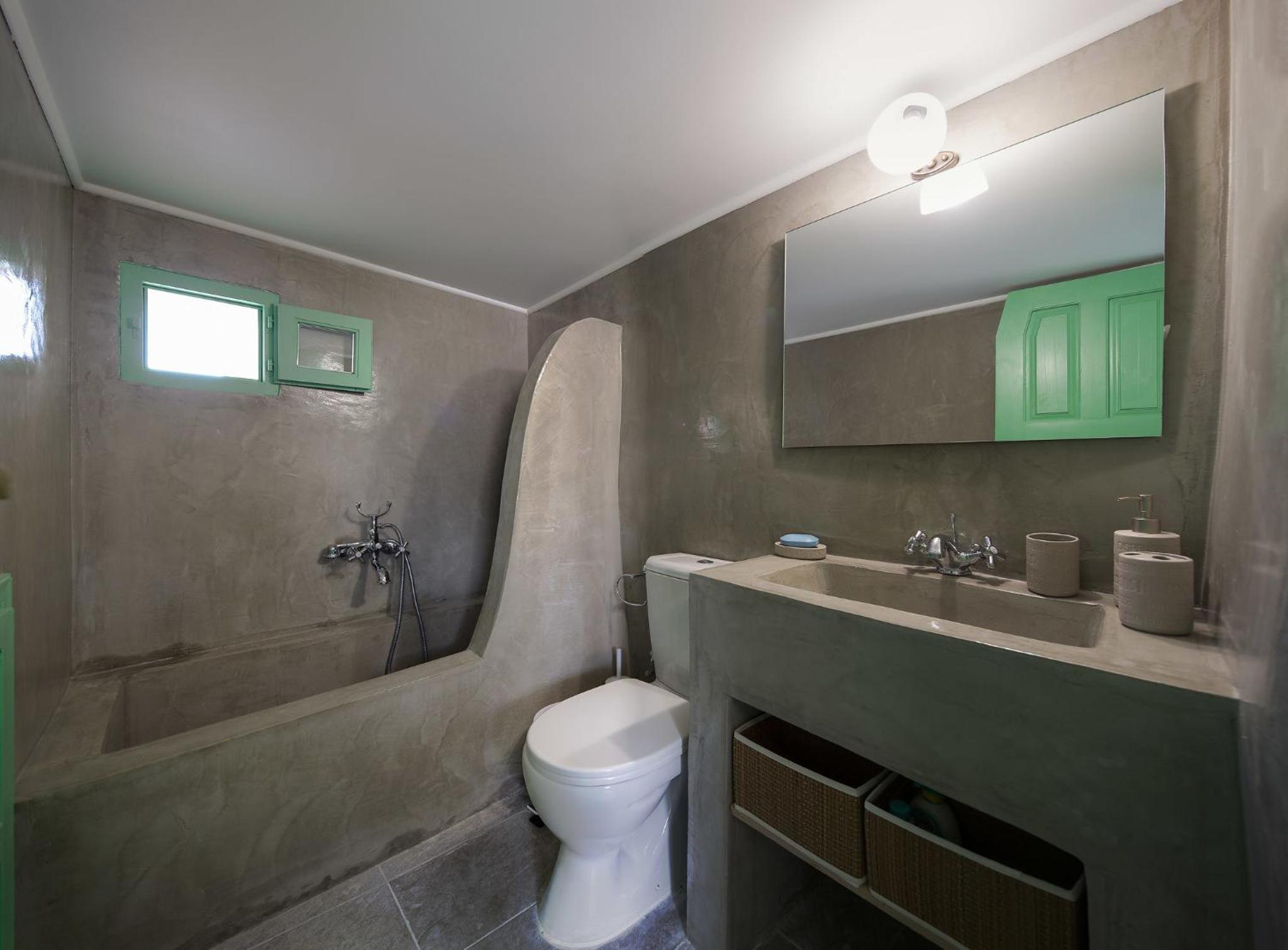 Hartso - Traditional loft, renovated former forge in Gennadi view 5