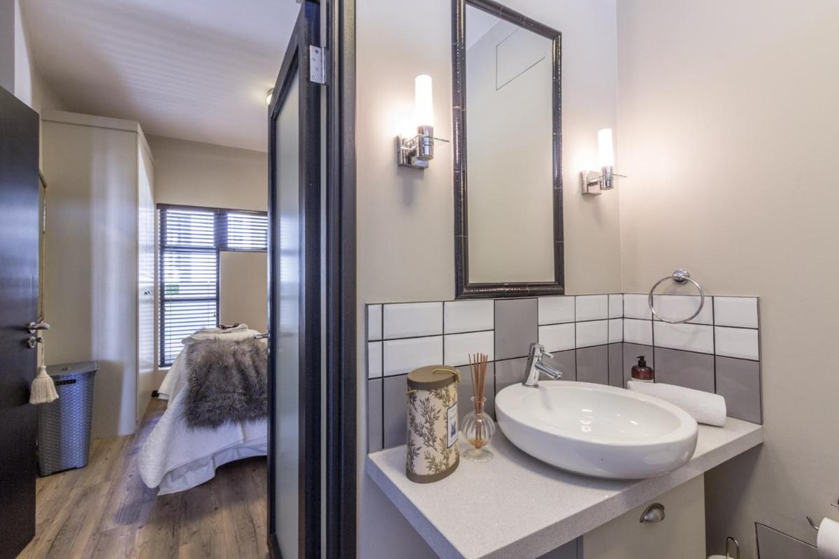 The Rosebank collection