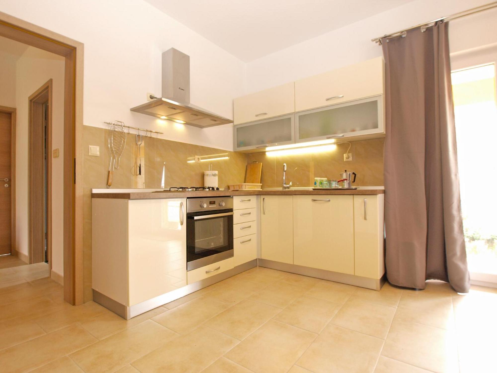 Apartments Stjepan 1573 view 4