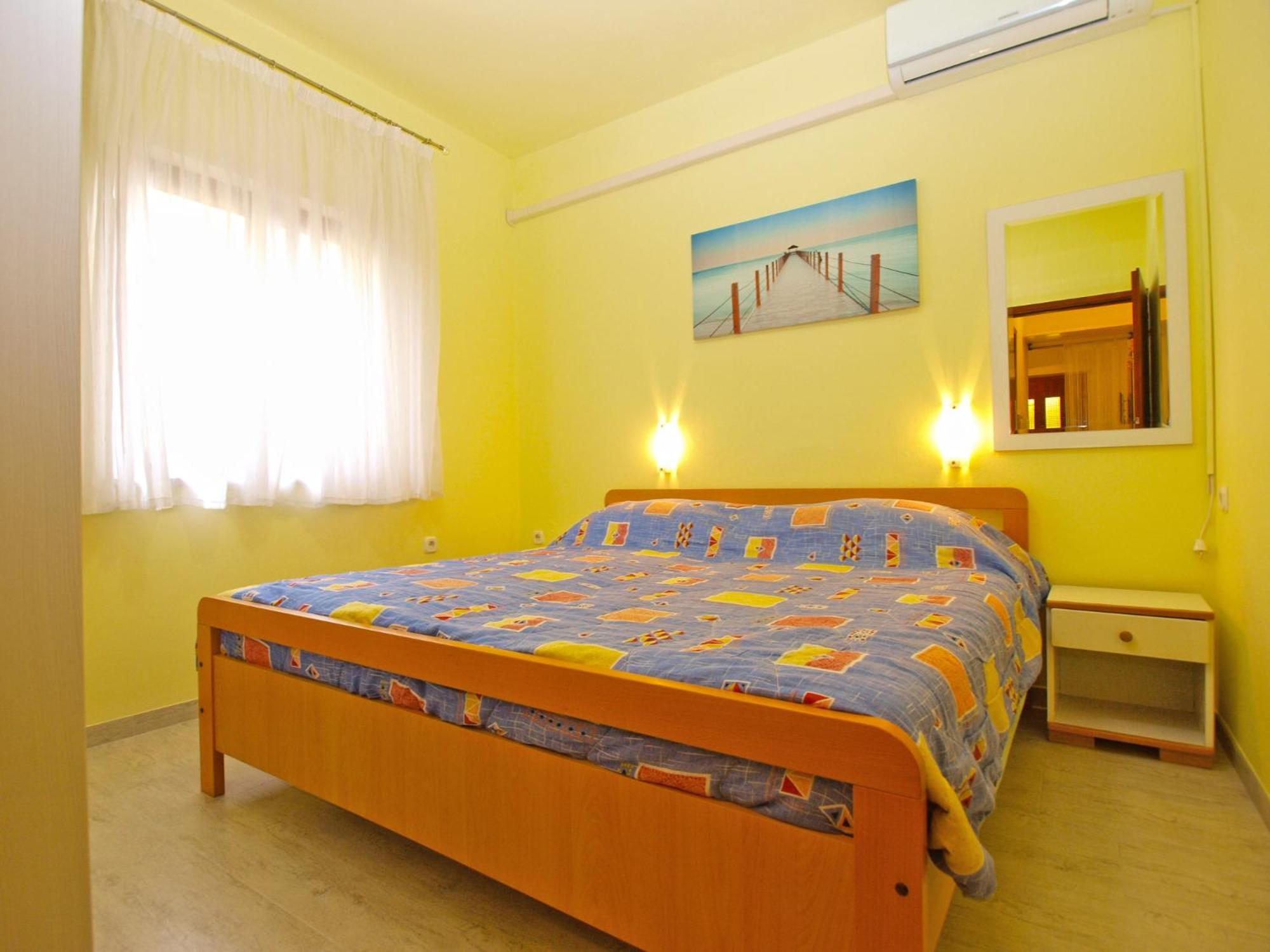 Apartments Luciano 1576 view 4