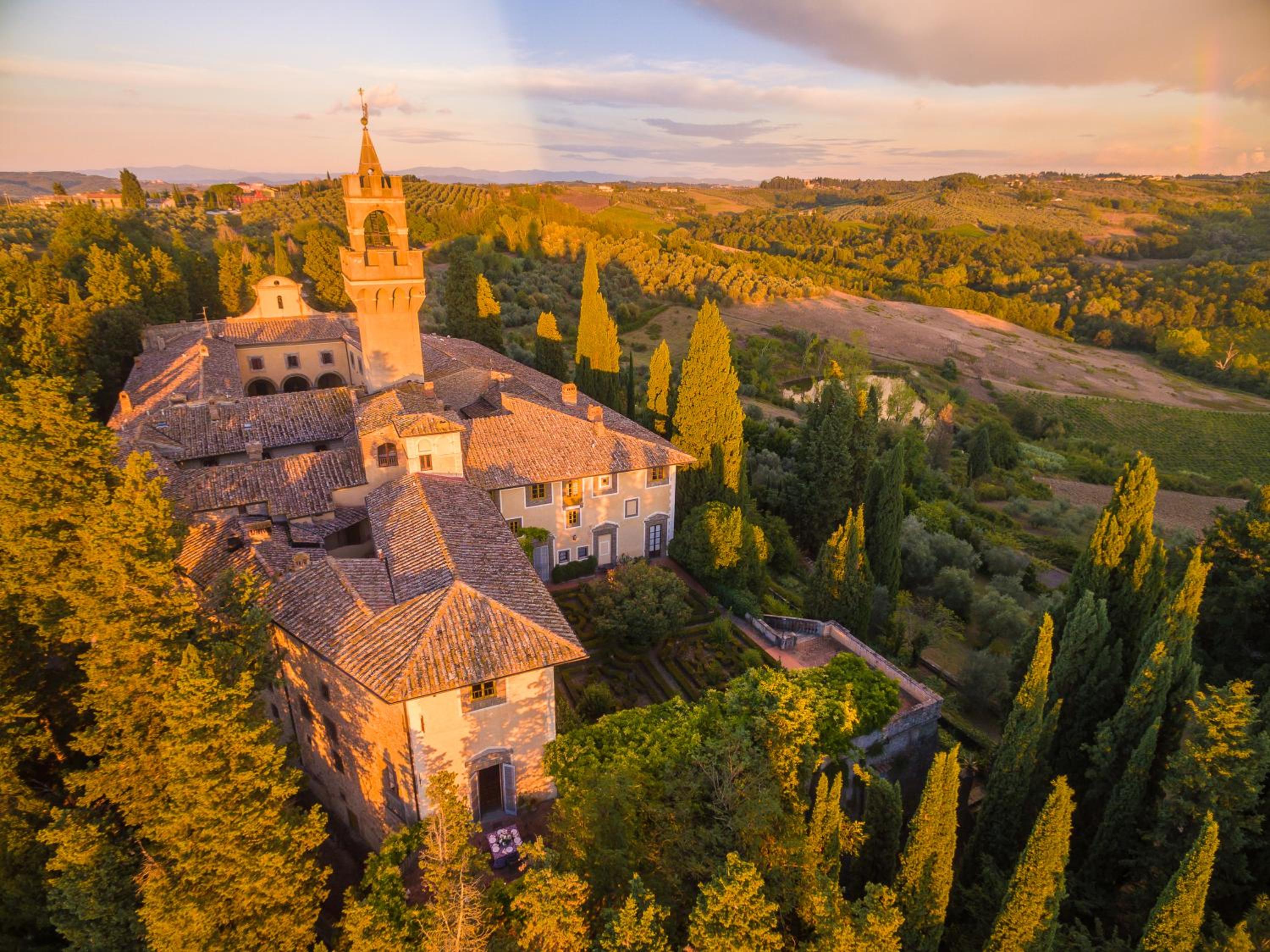 Castello di Montegufoni by PosarelliVillas