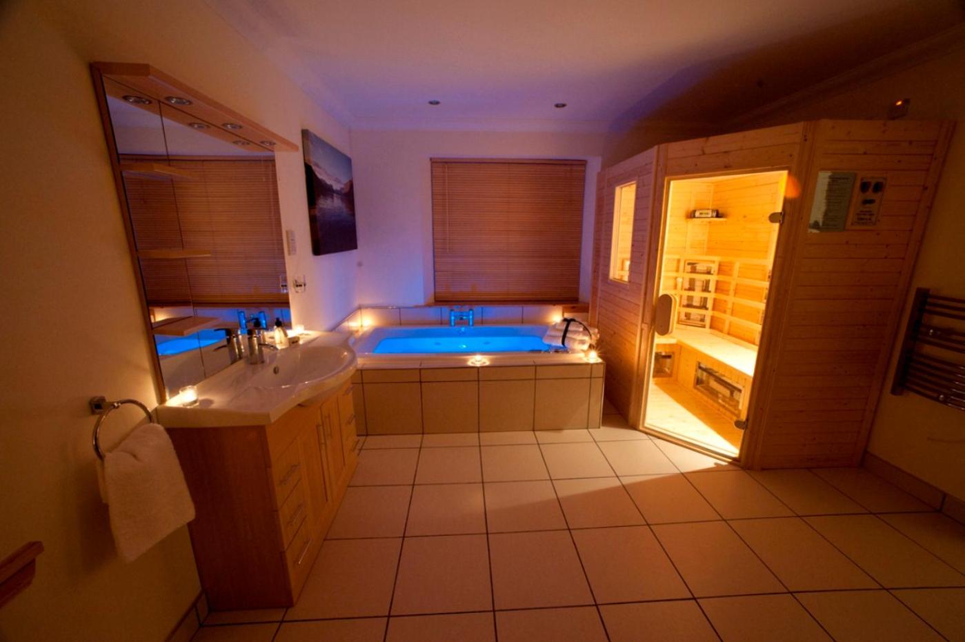 Abhainn Cottage view 4