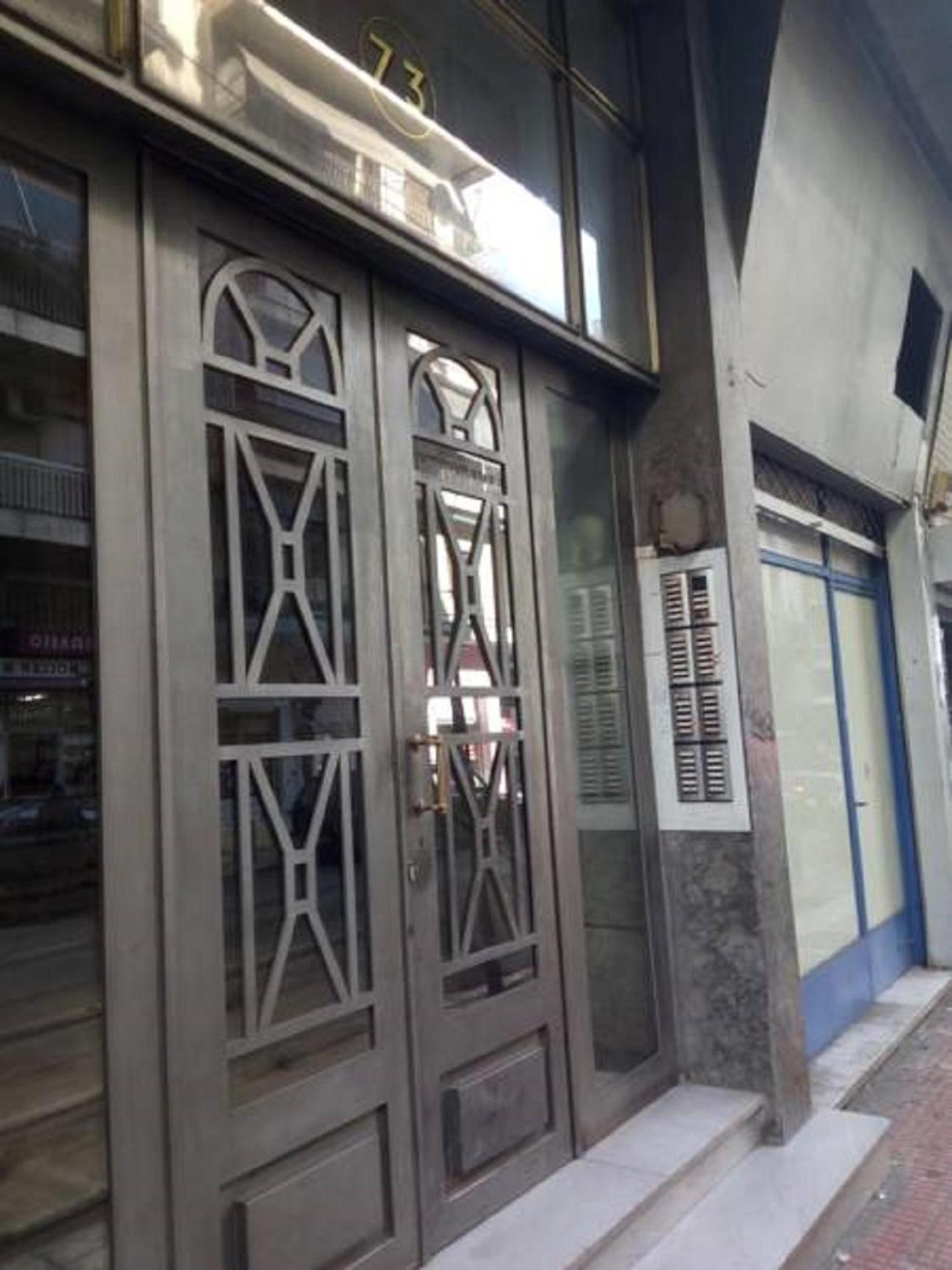 Comfortable inexpensive apartmets near metro