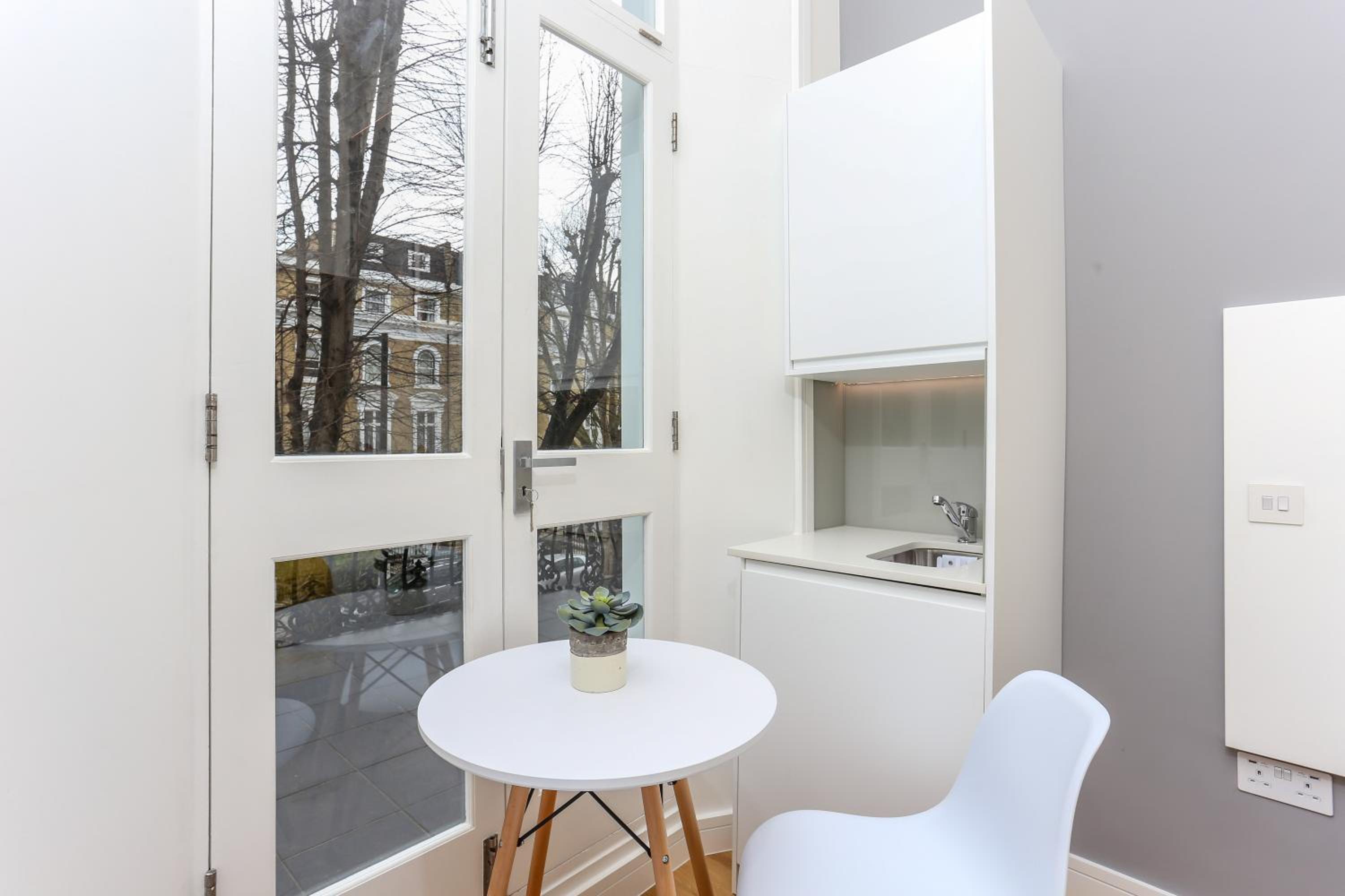 Inverness Terrace Serviced Apartments by Concept Apartments
