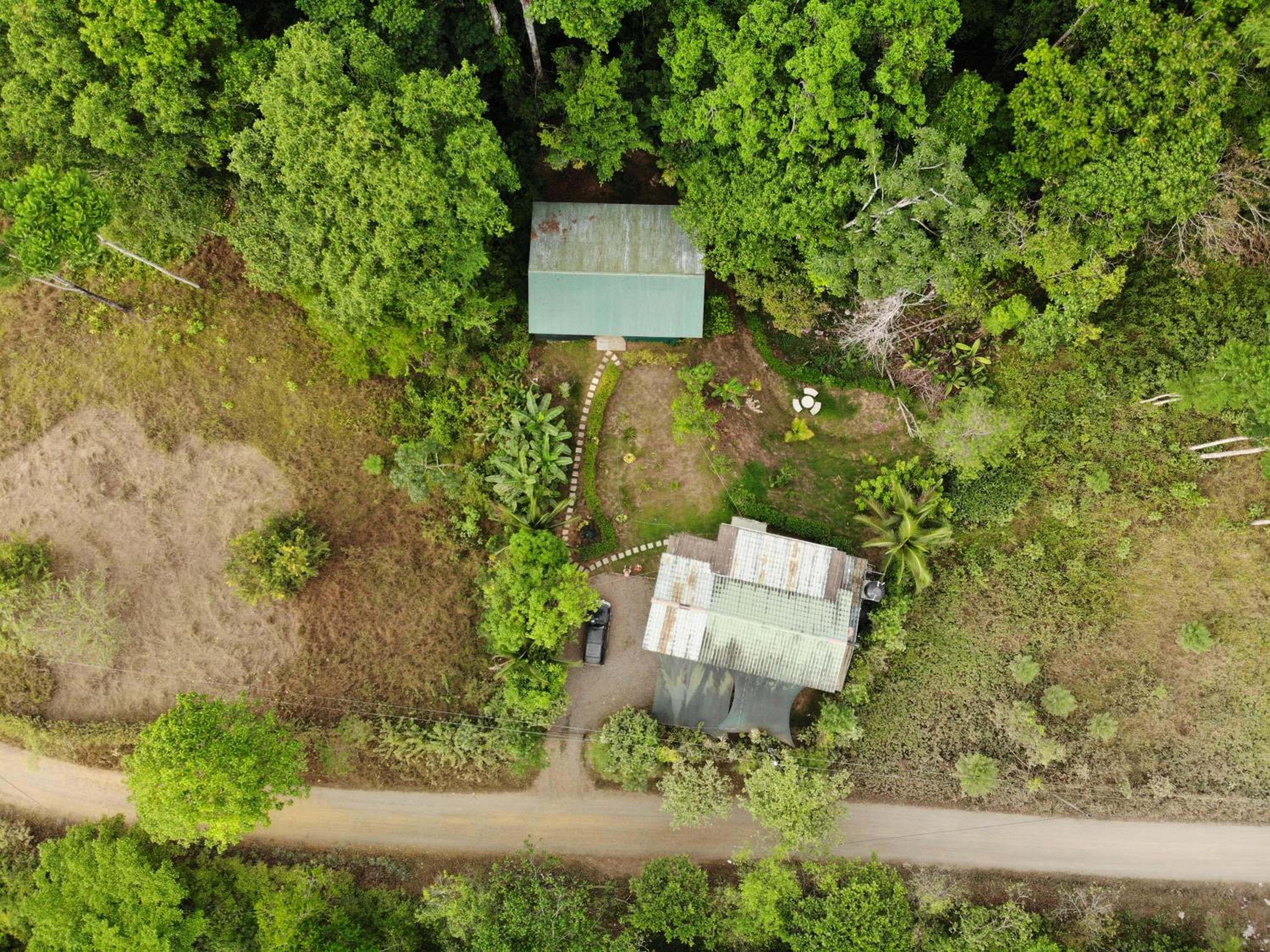 Cabañas Bajo Bosque Drake