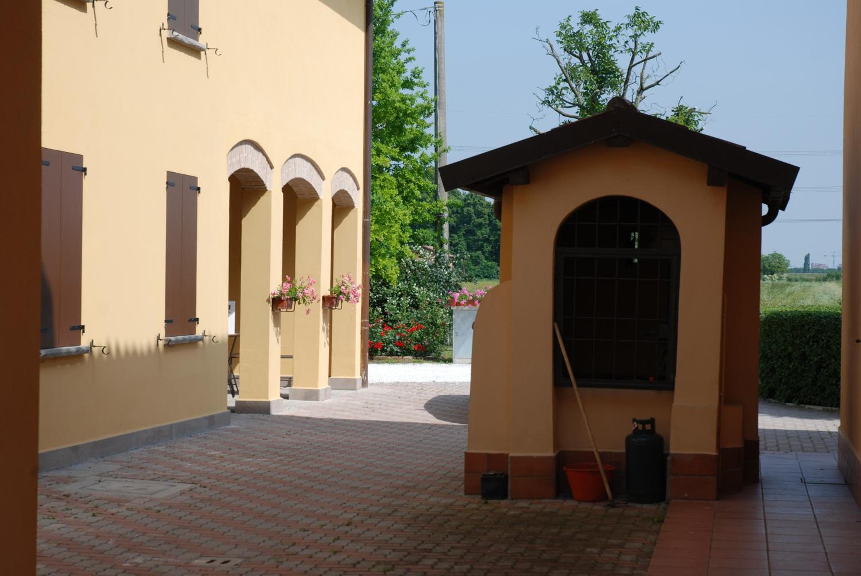 Photo 57