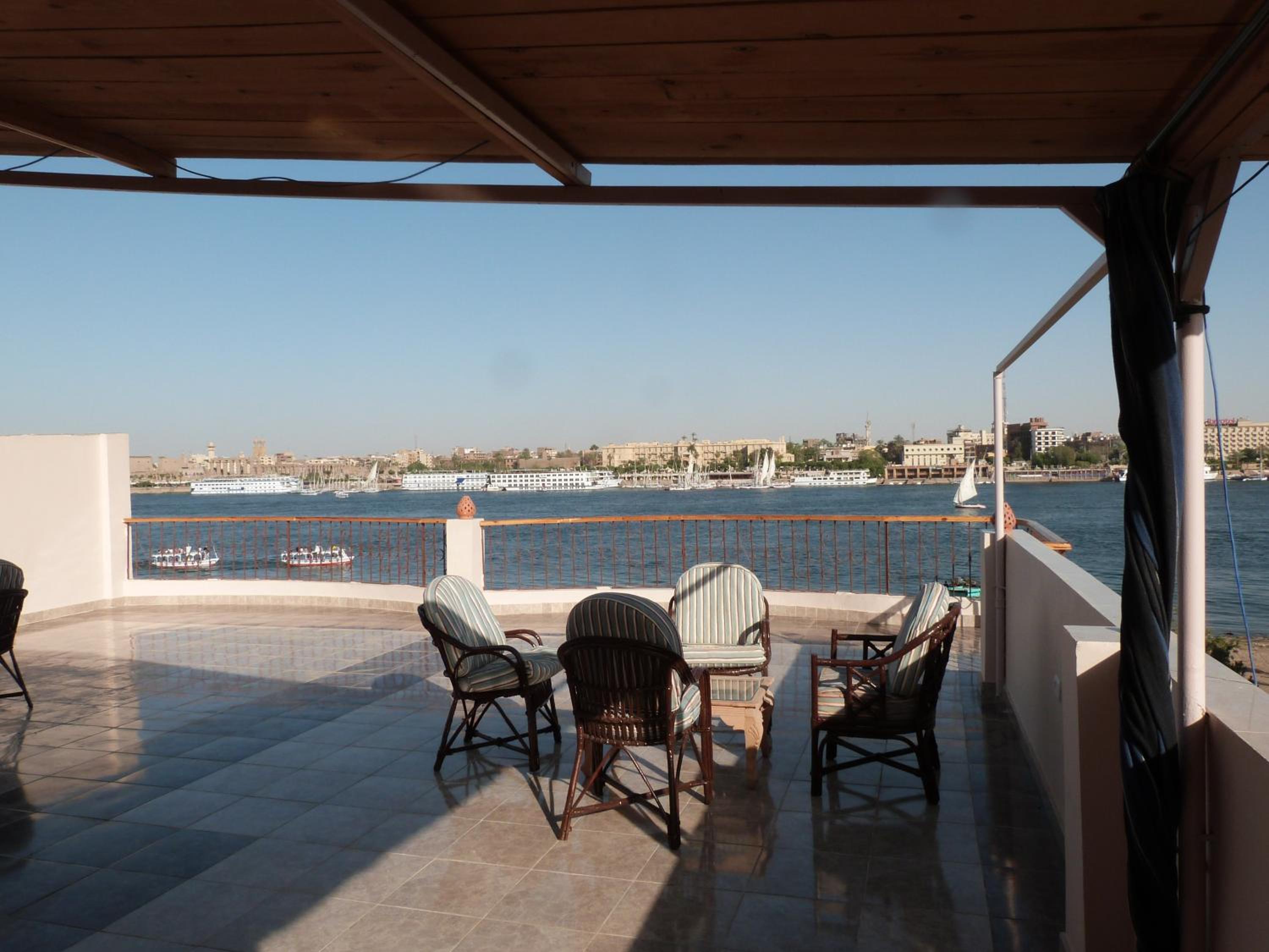 Luxor Plaza House
