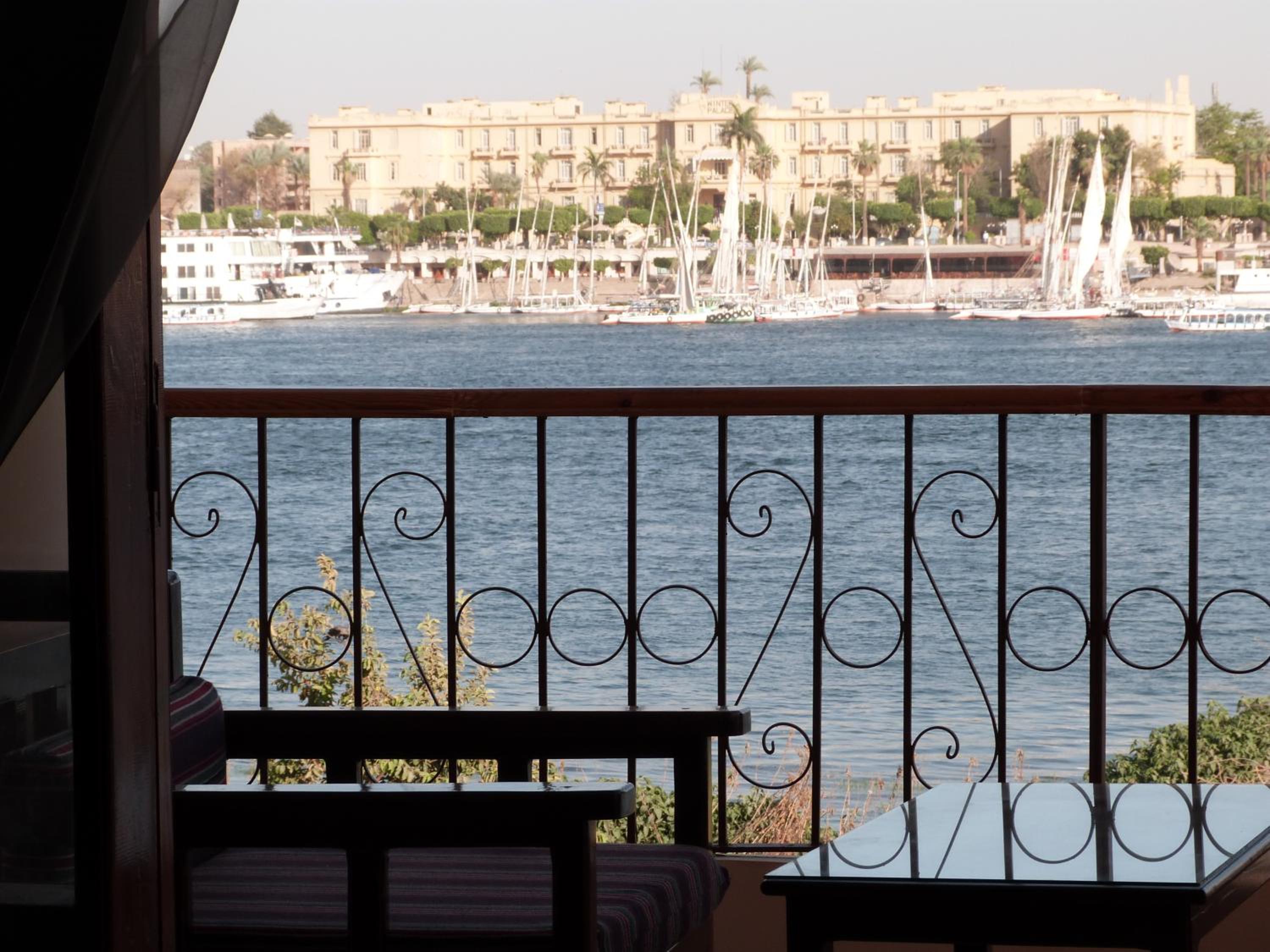 Luxor Plaza House