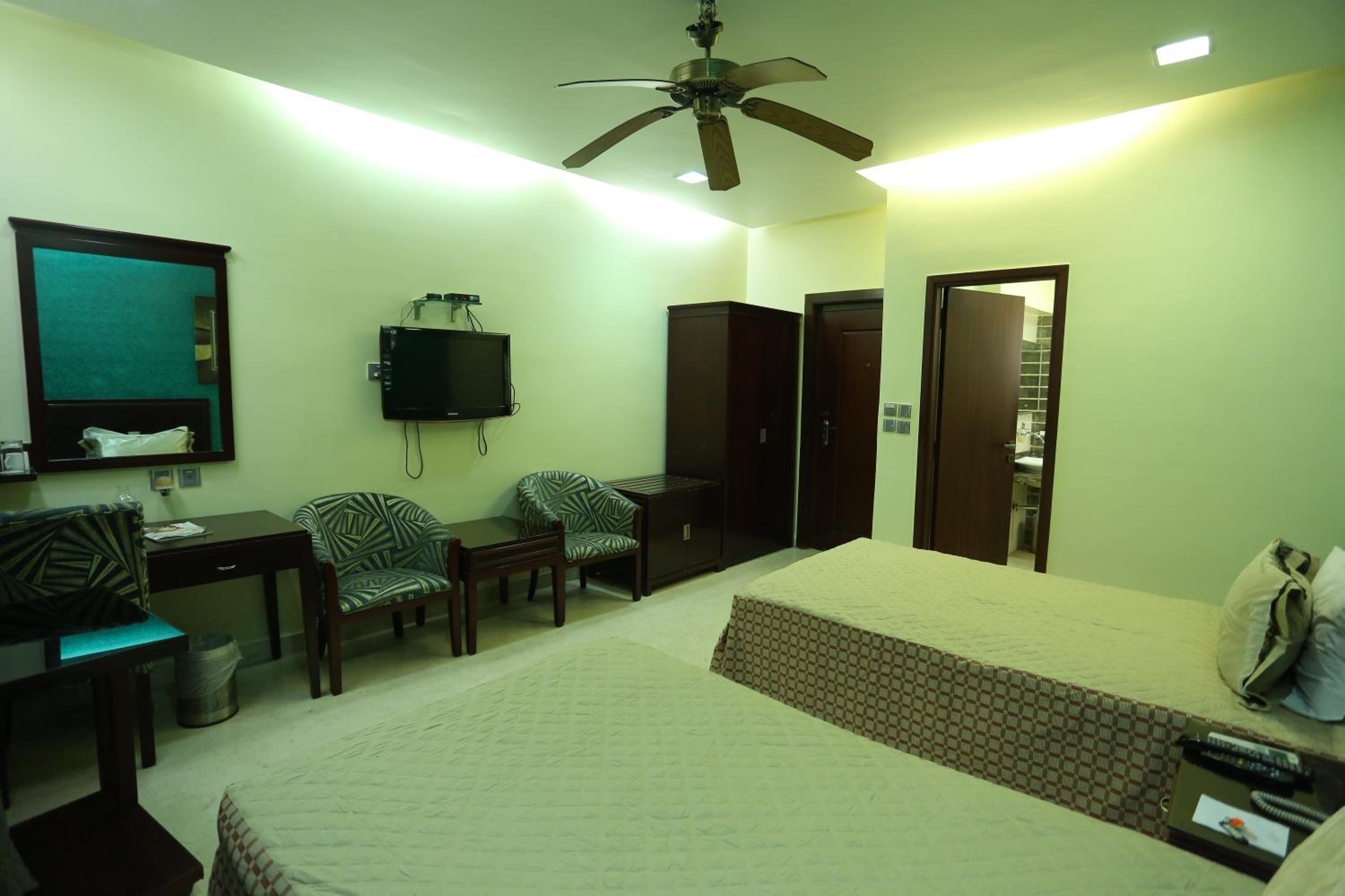 Golden Orchid - Kolkata view 3