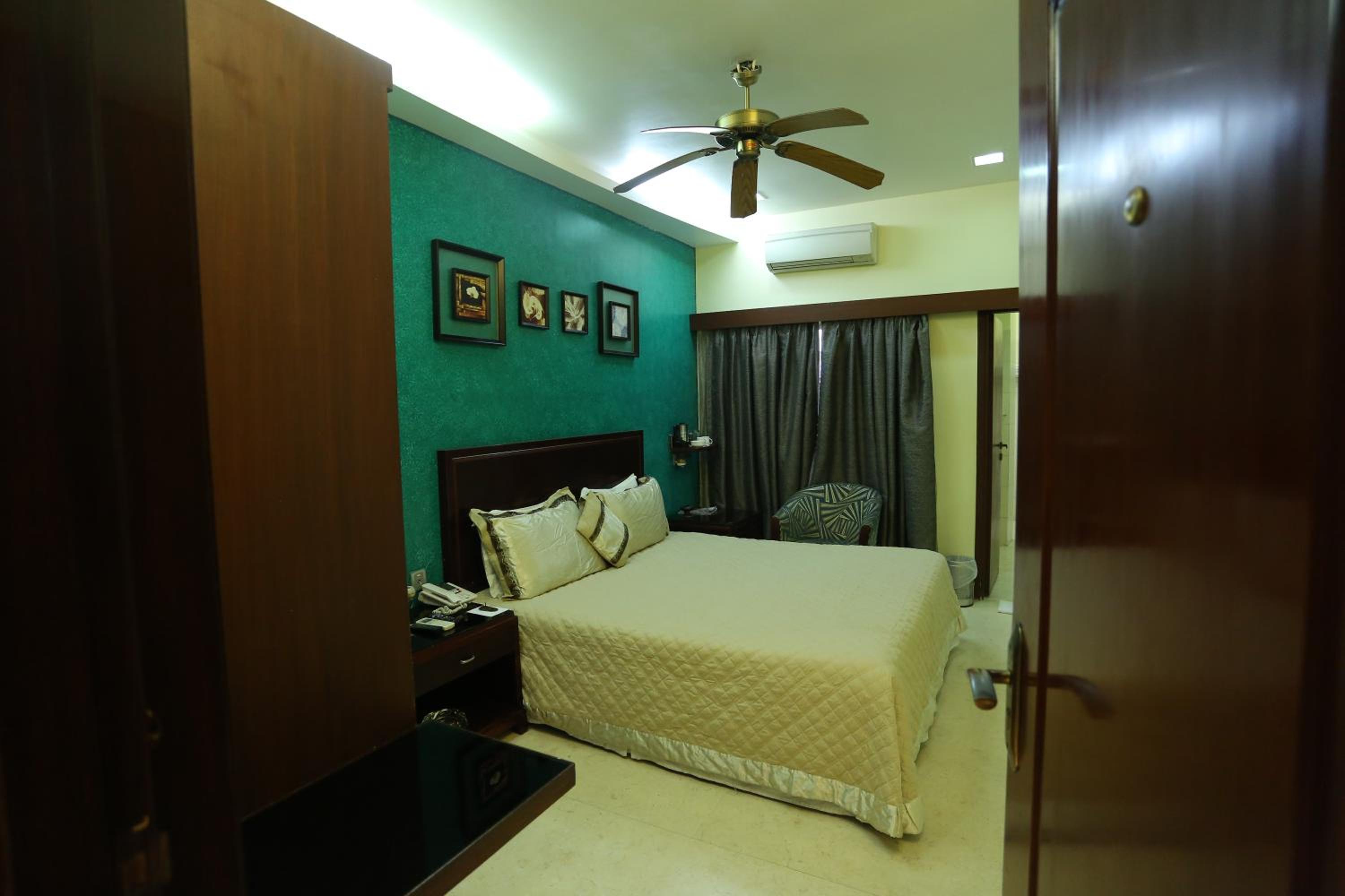 Golden Orchid - Kolkata view 2
