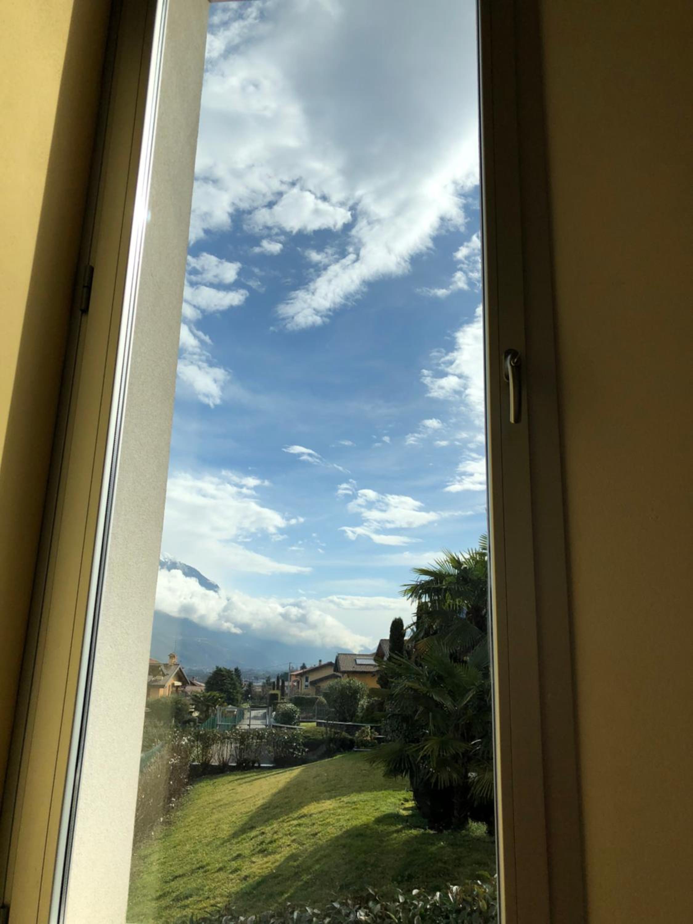 White House Lucia view 4