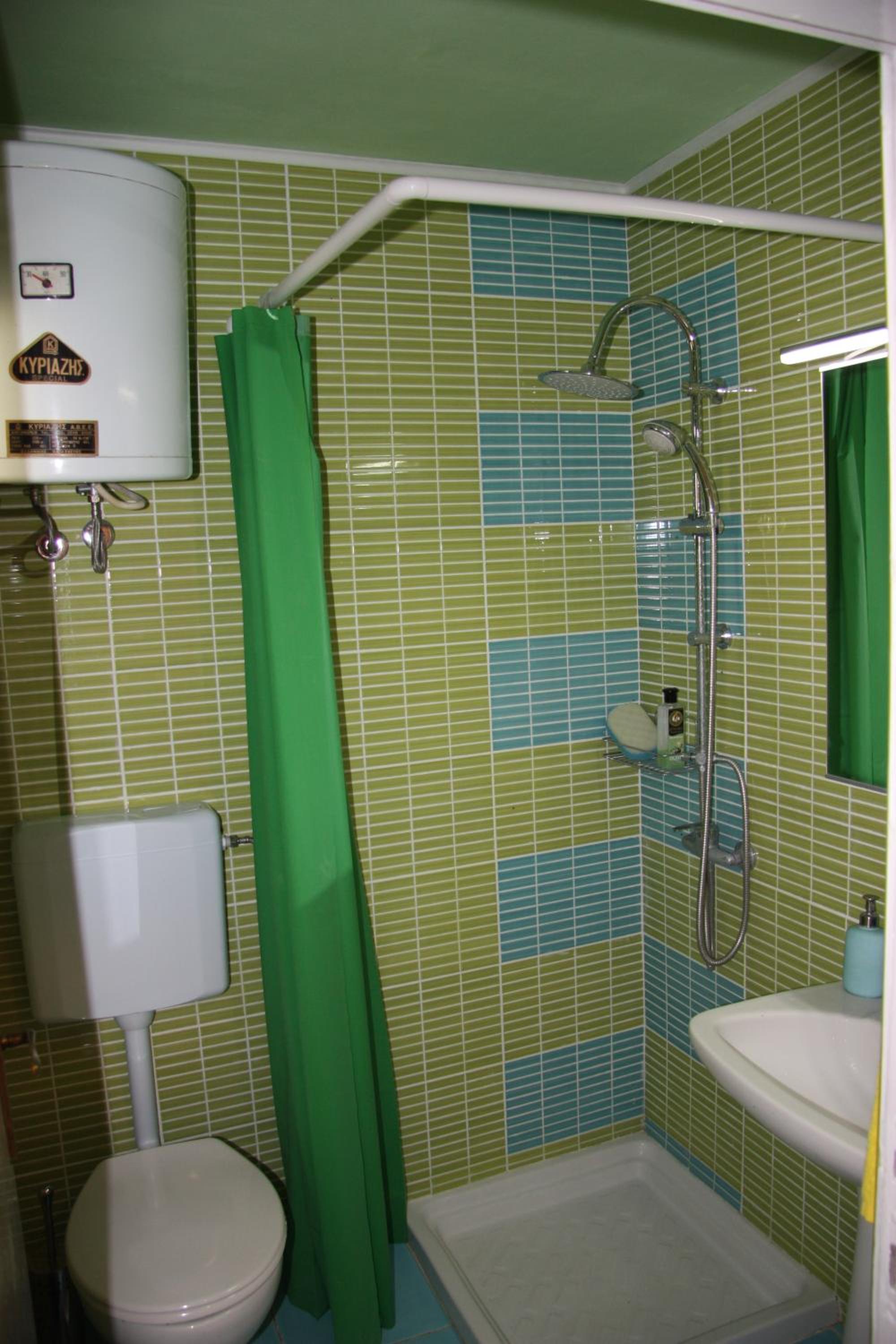 Photo 10