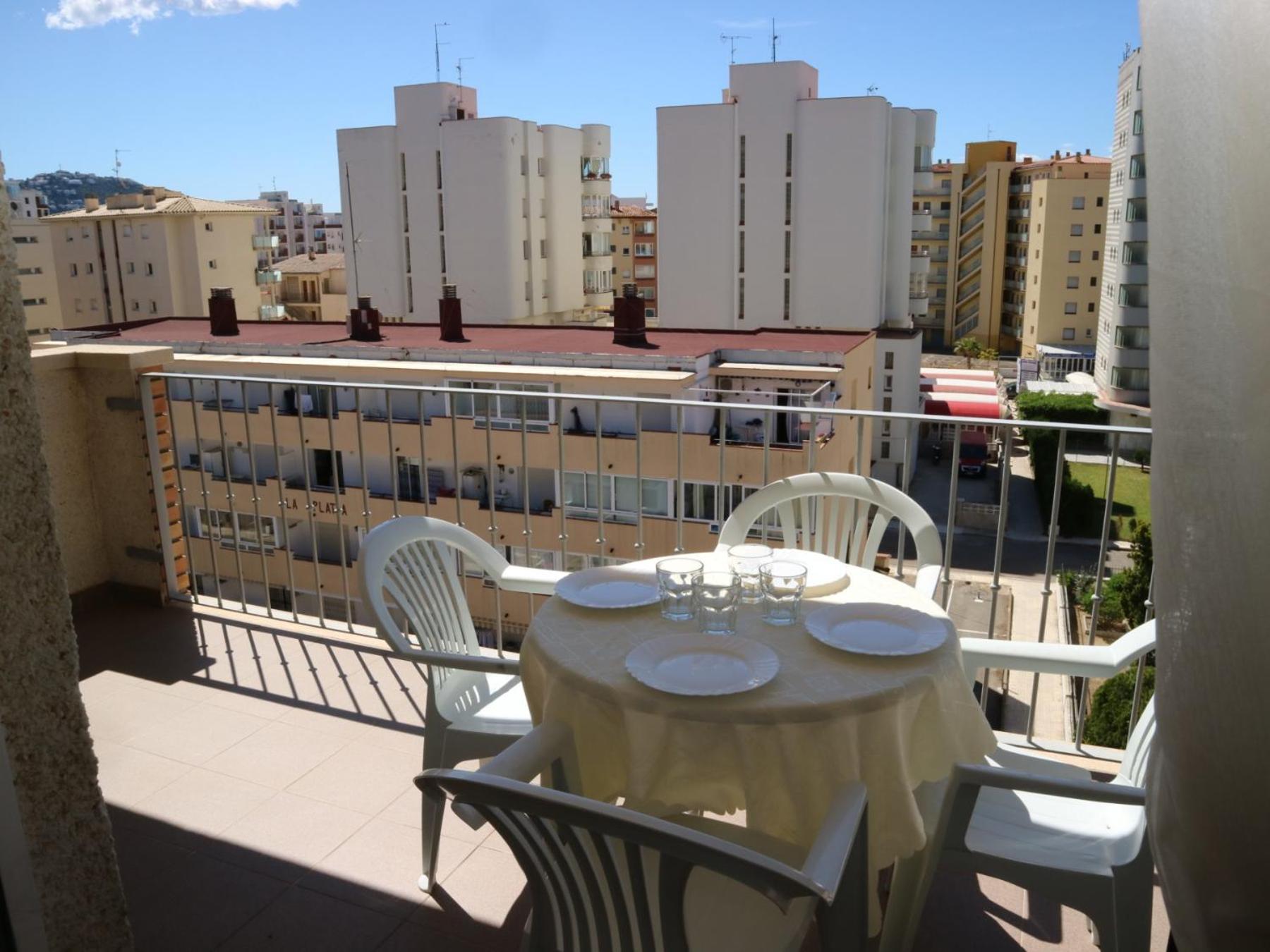 DELTA 5º2ª en Roses — balance & terrace