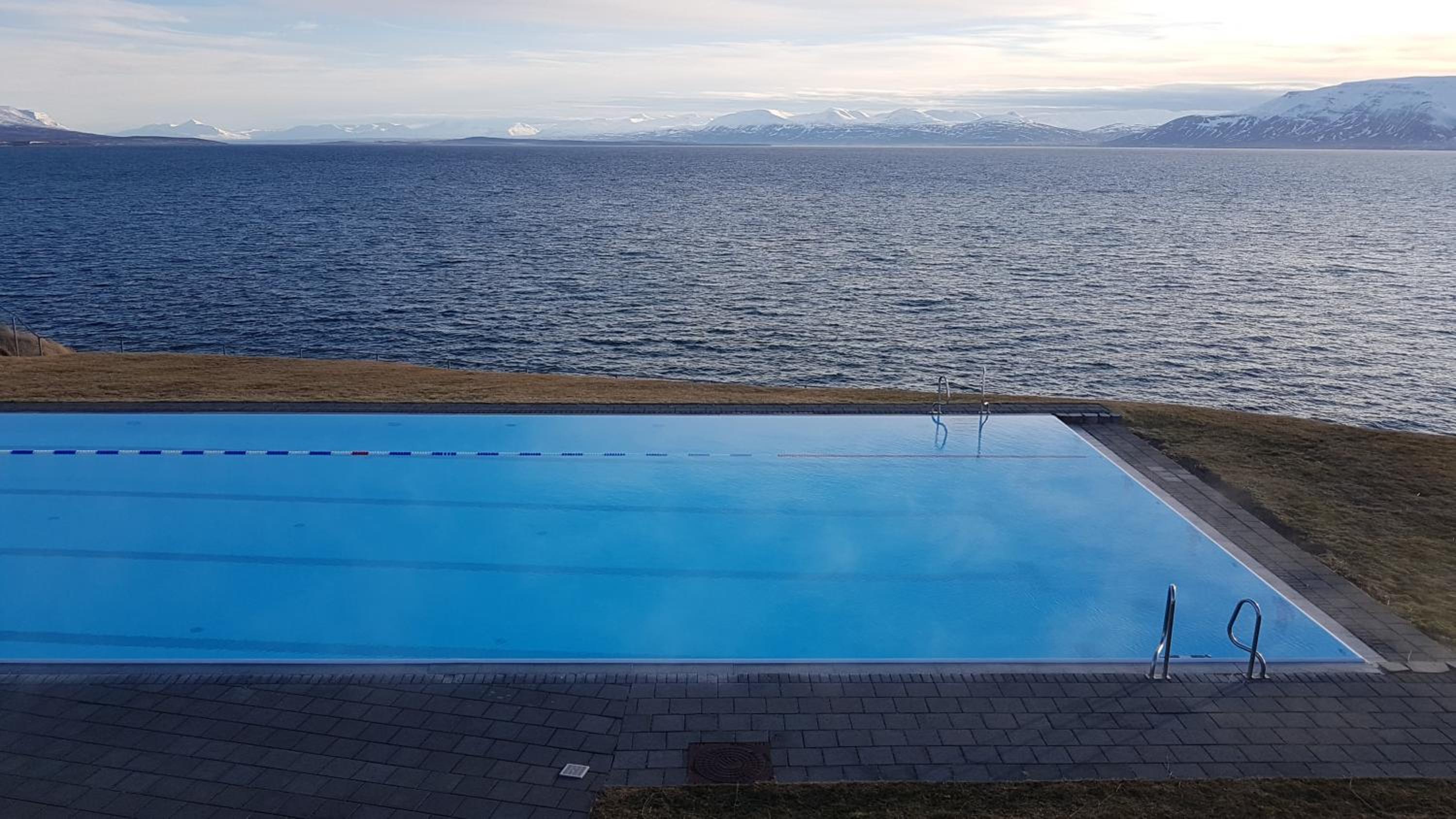 The Viking Country Club