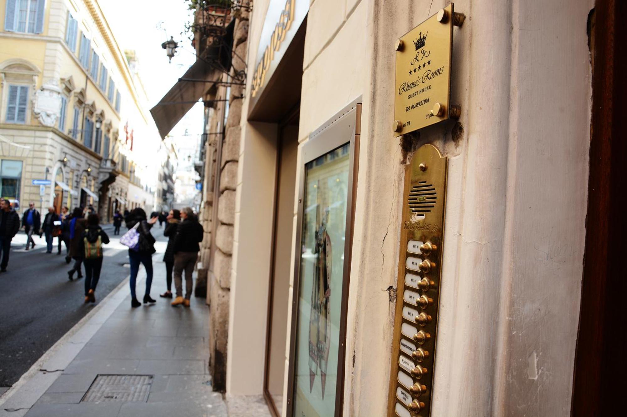 Condotti Rooms