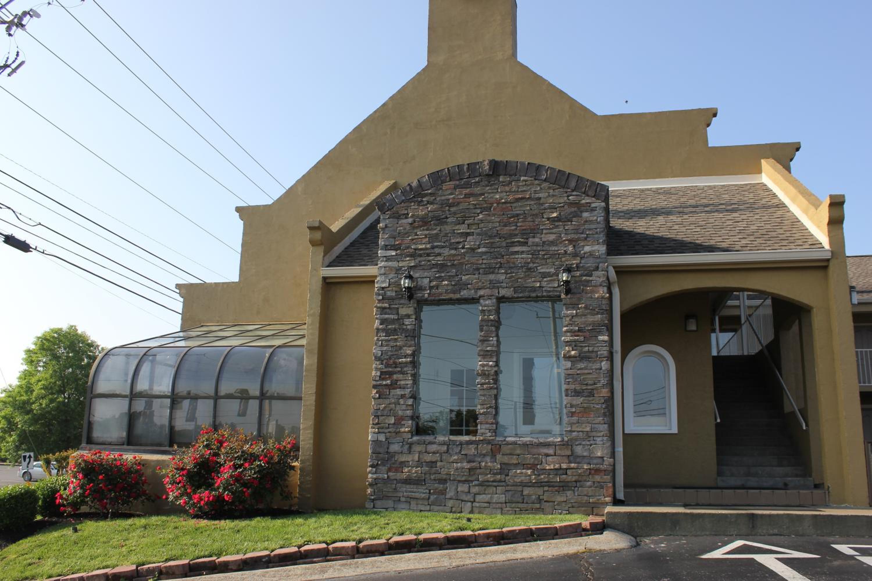 Quarters Inn Suites - Property Image 3