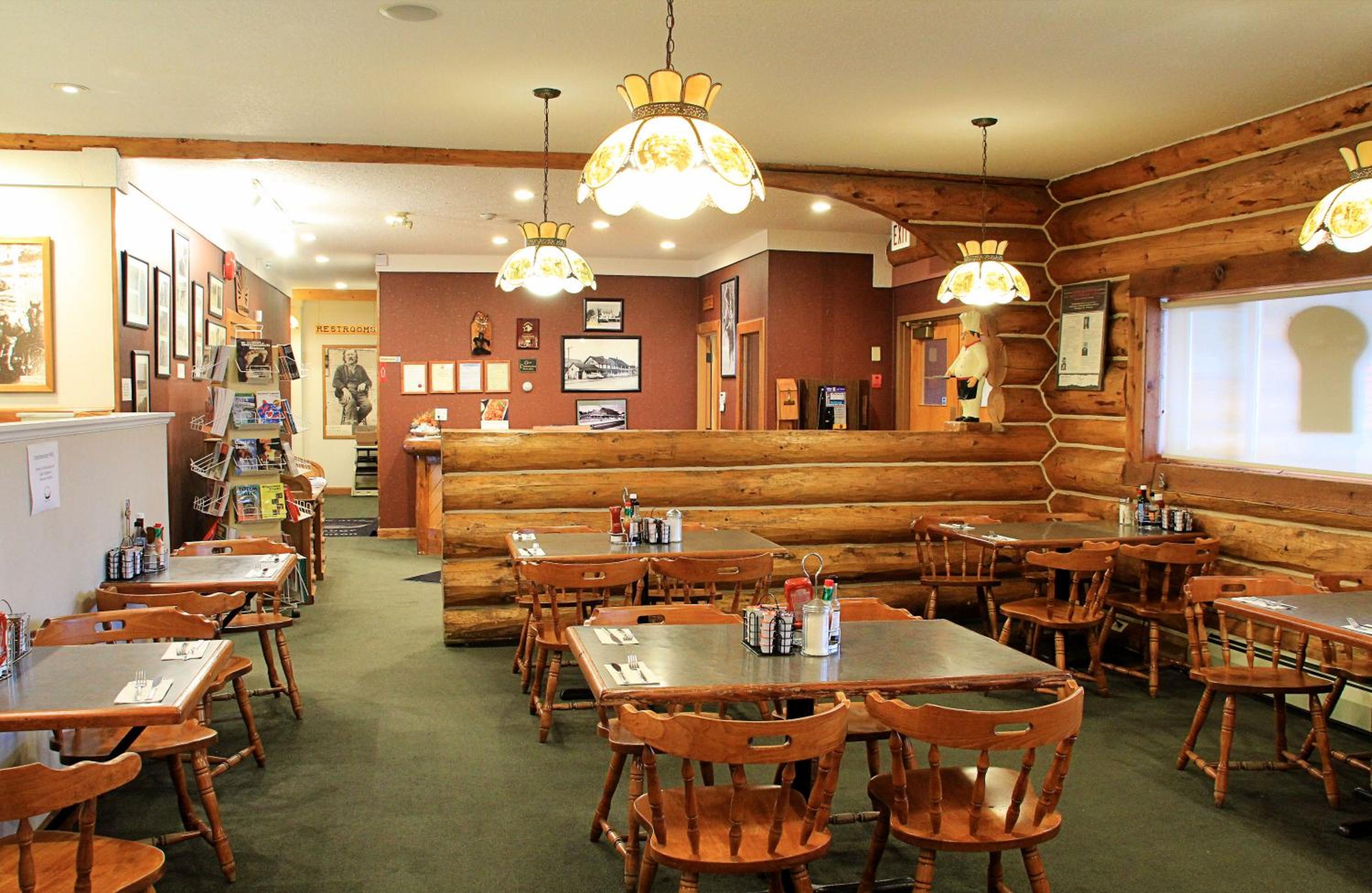 Cariboo Lodge